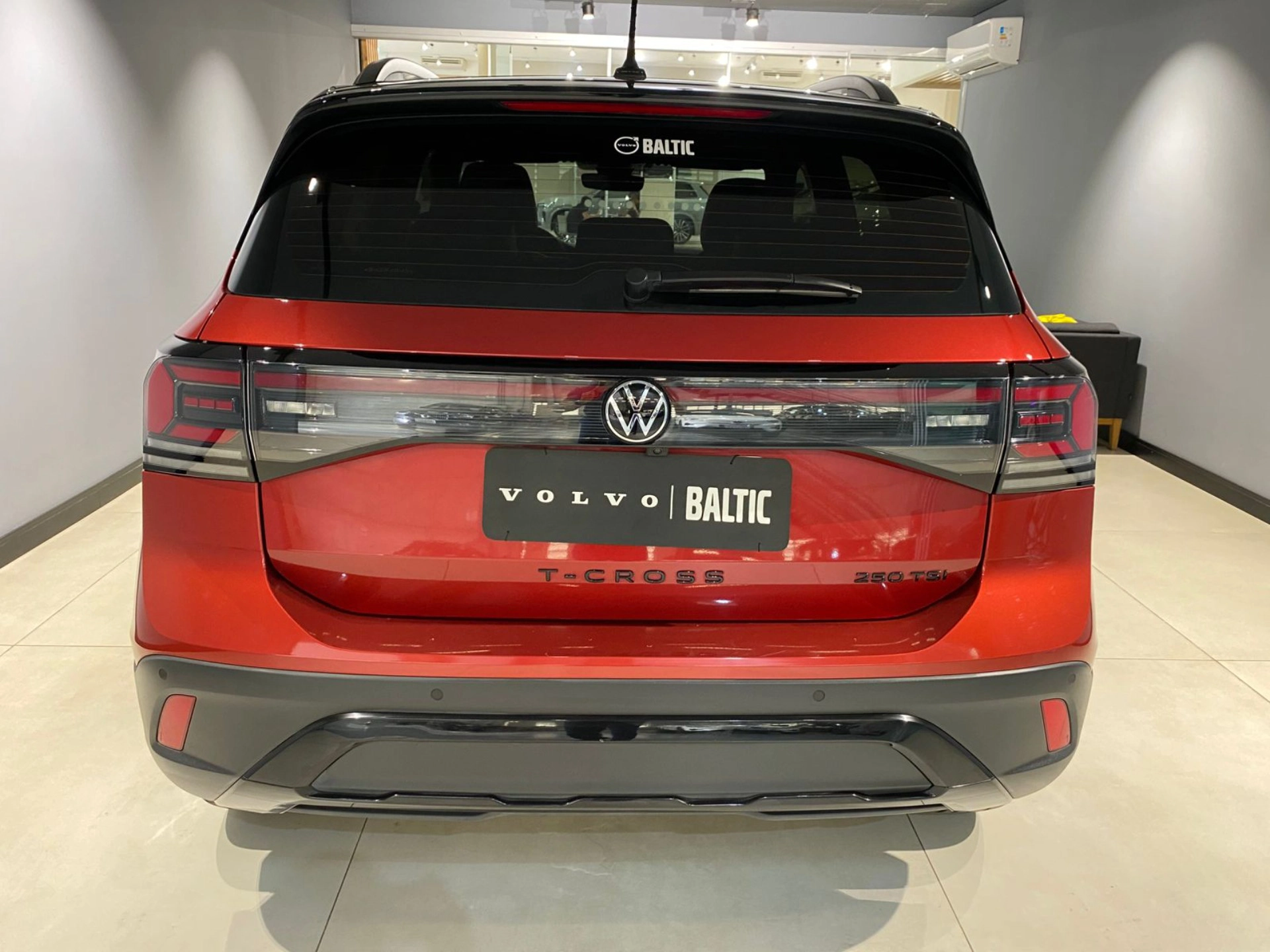 VW - Volkswagen-T-CROSS-1.4 250 TSI TOTAL FLEX HIGHLINE AUTOMÁTICO