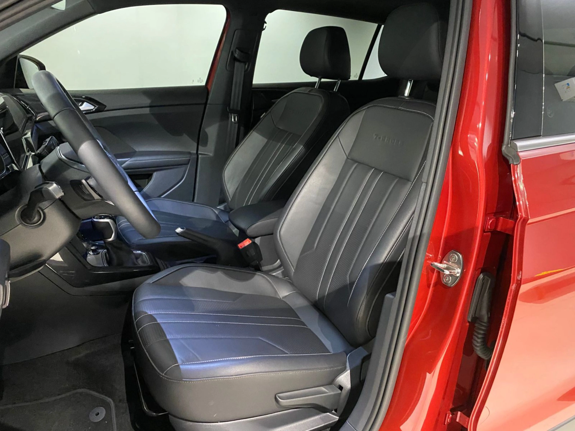 VW - Volkswagen-T-CROSS-1.4 250 TSI TOTAL FLEX HIGHLINE AUTOMÁTICO
