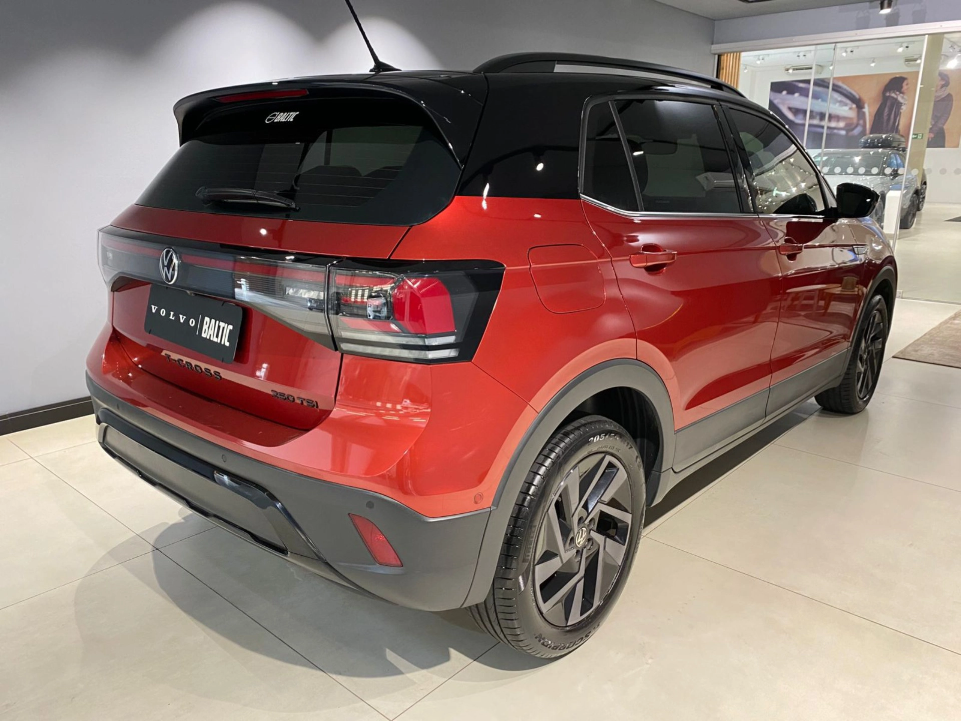 VW - Volkswagen-T-CROSS-1.4 250 TSI TOTAL FLEX HIGHLINE AUTOMÁTICO