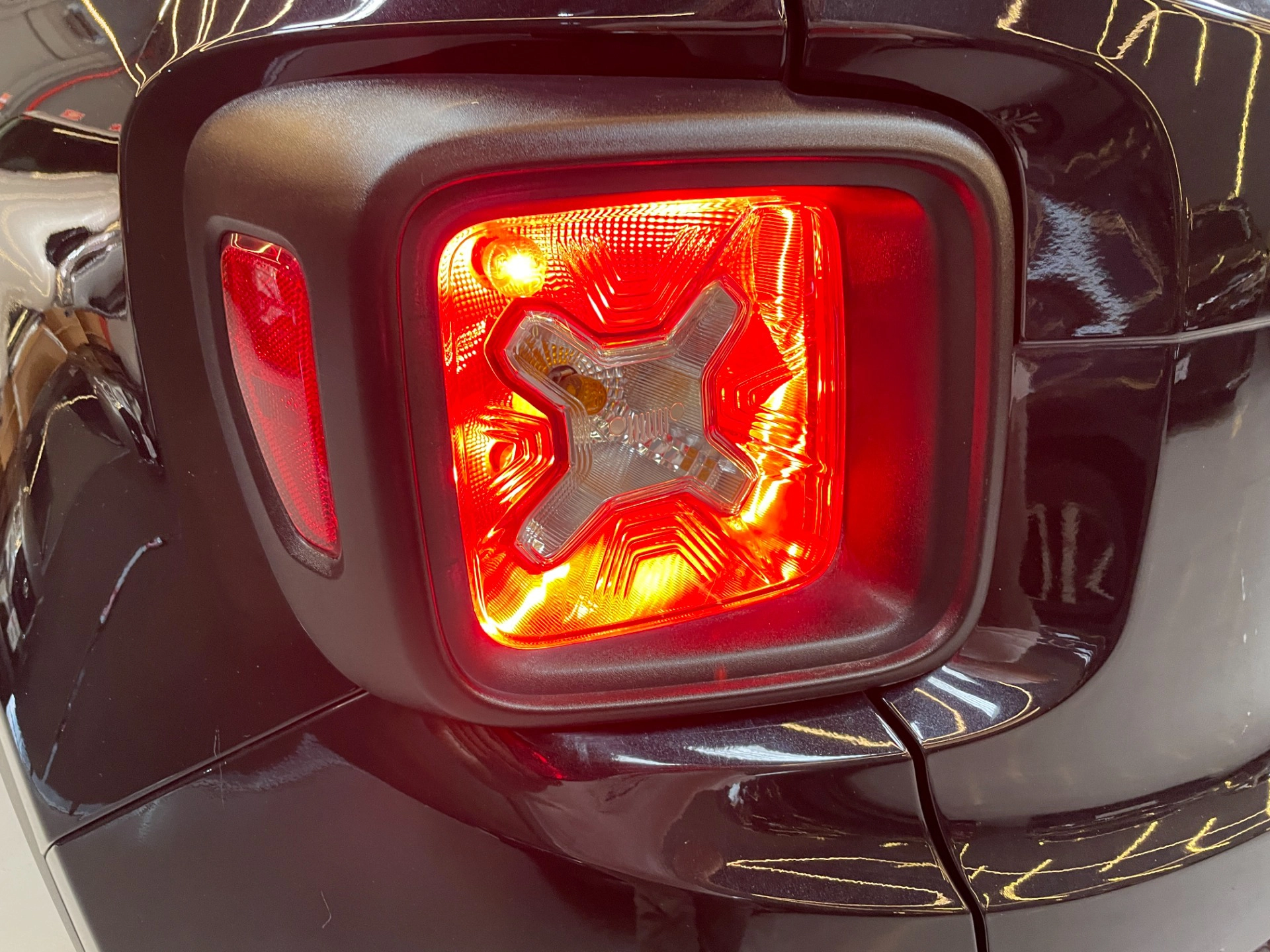 jeep RENEGADE 1.8 16V FLEX SPORT 4P AUTOMÁTICO 20216