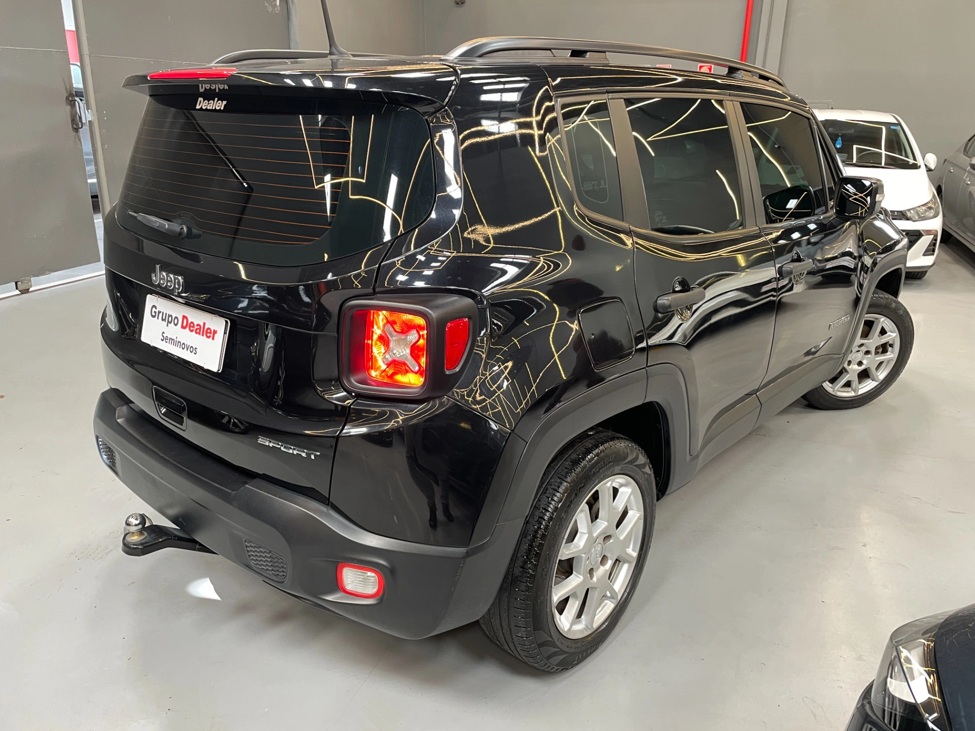 jeep RENEGADE 1.8 16V FLEX SPORT 4P AUTOMÁTICO 20215