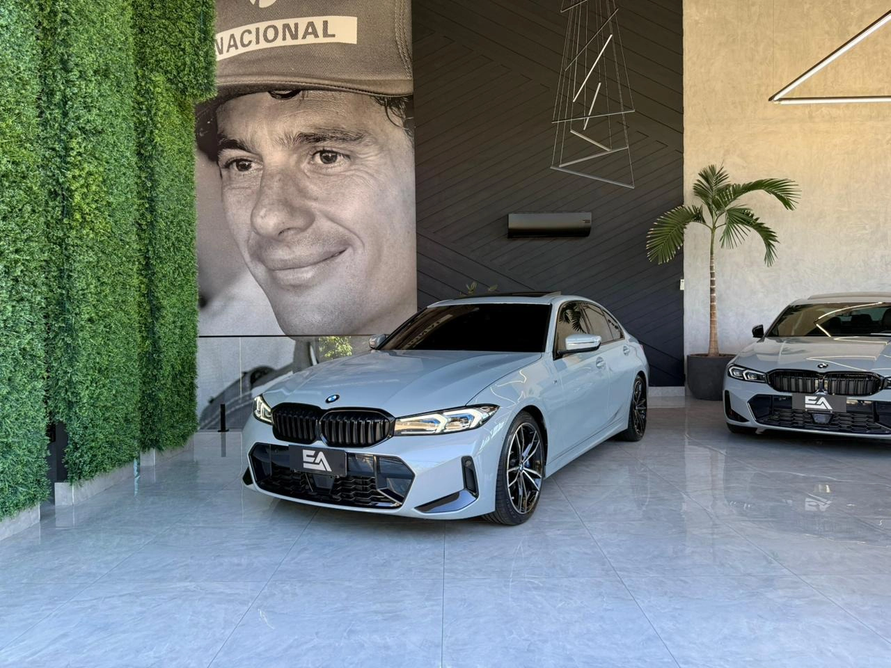 BMW 320I