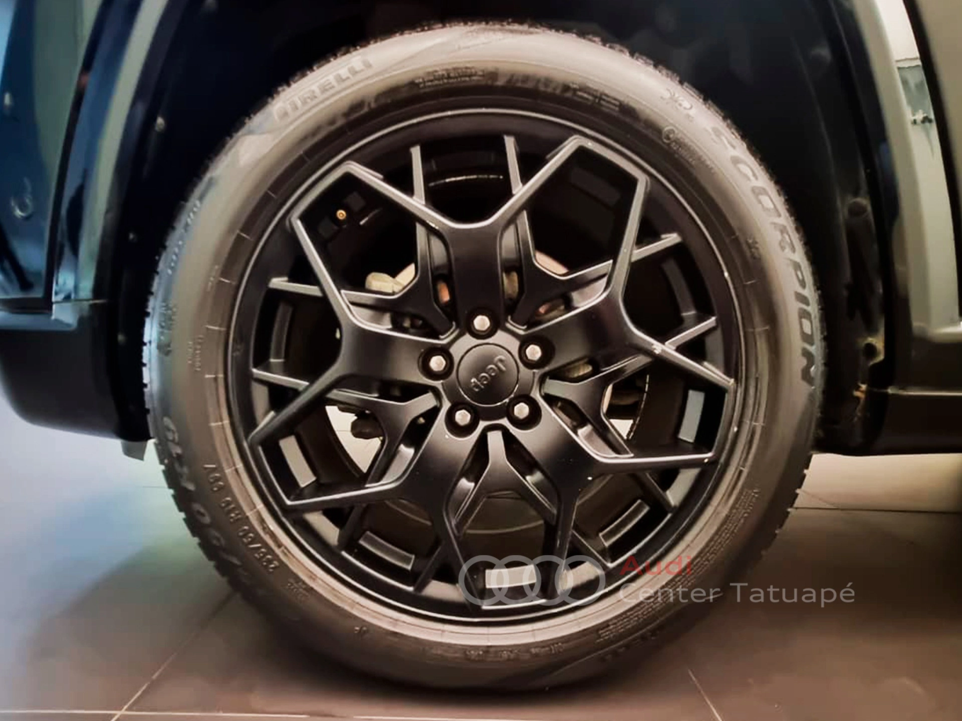 jeep COMMANDER 1.3 T270 TURBO FLEX OVERLAND AT6 20237
