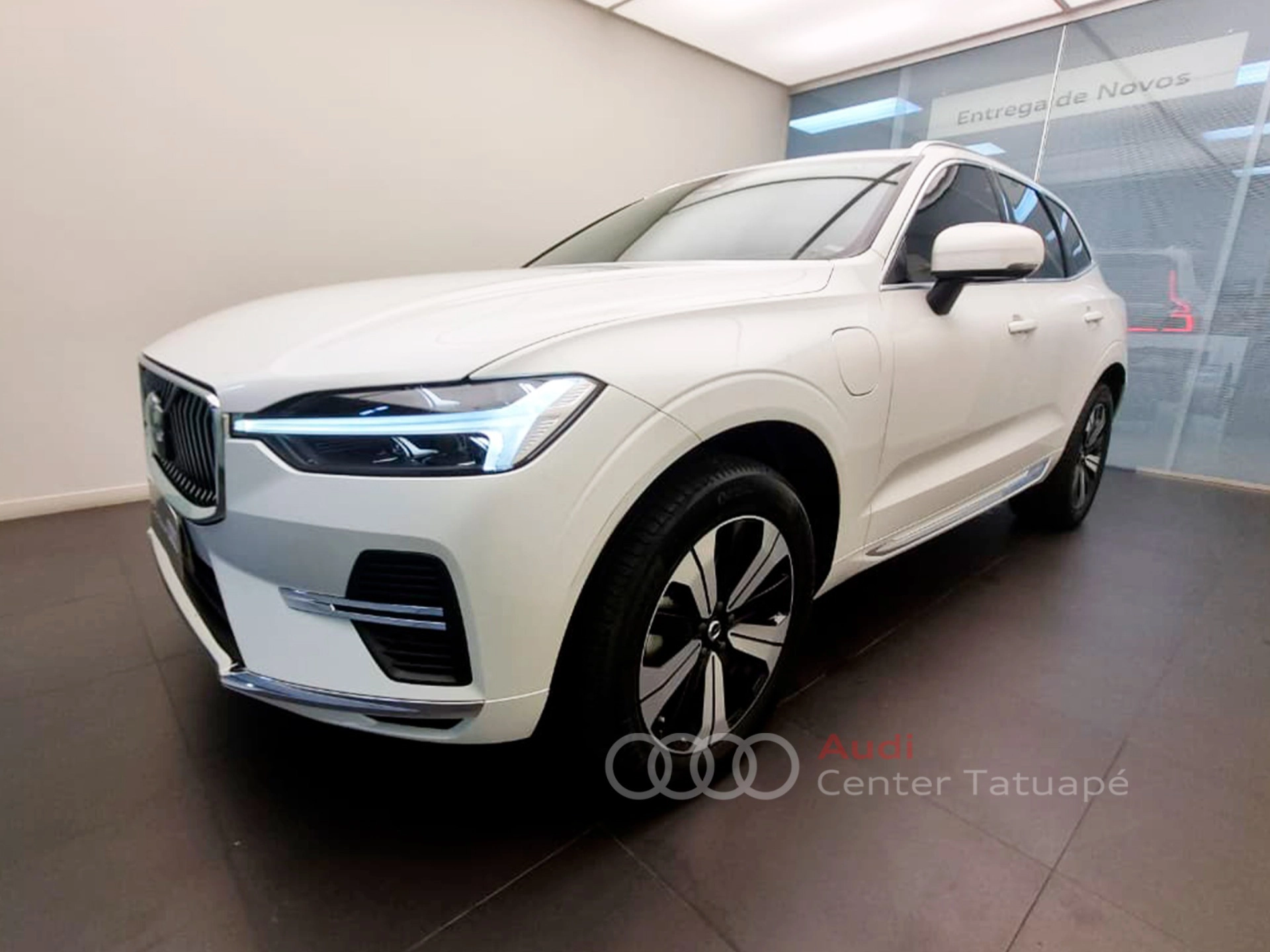 volvo XC60 2.0 T8 RECHARGE PLUS AWD GEARTRONIC 2023