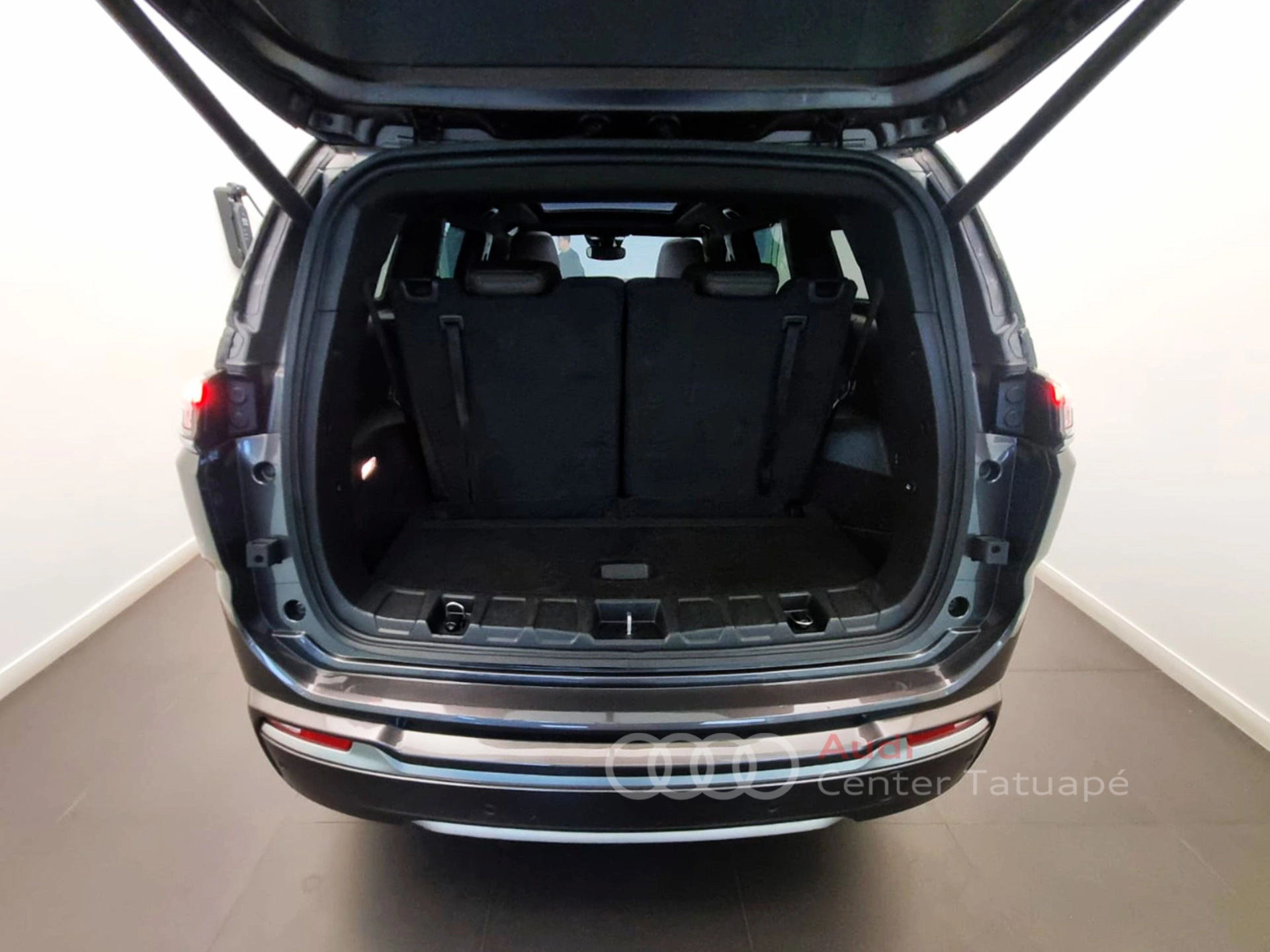 jeep COMMANDER 1.3 T270 TURBO FLEX OVERLAND AT6 20226