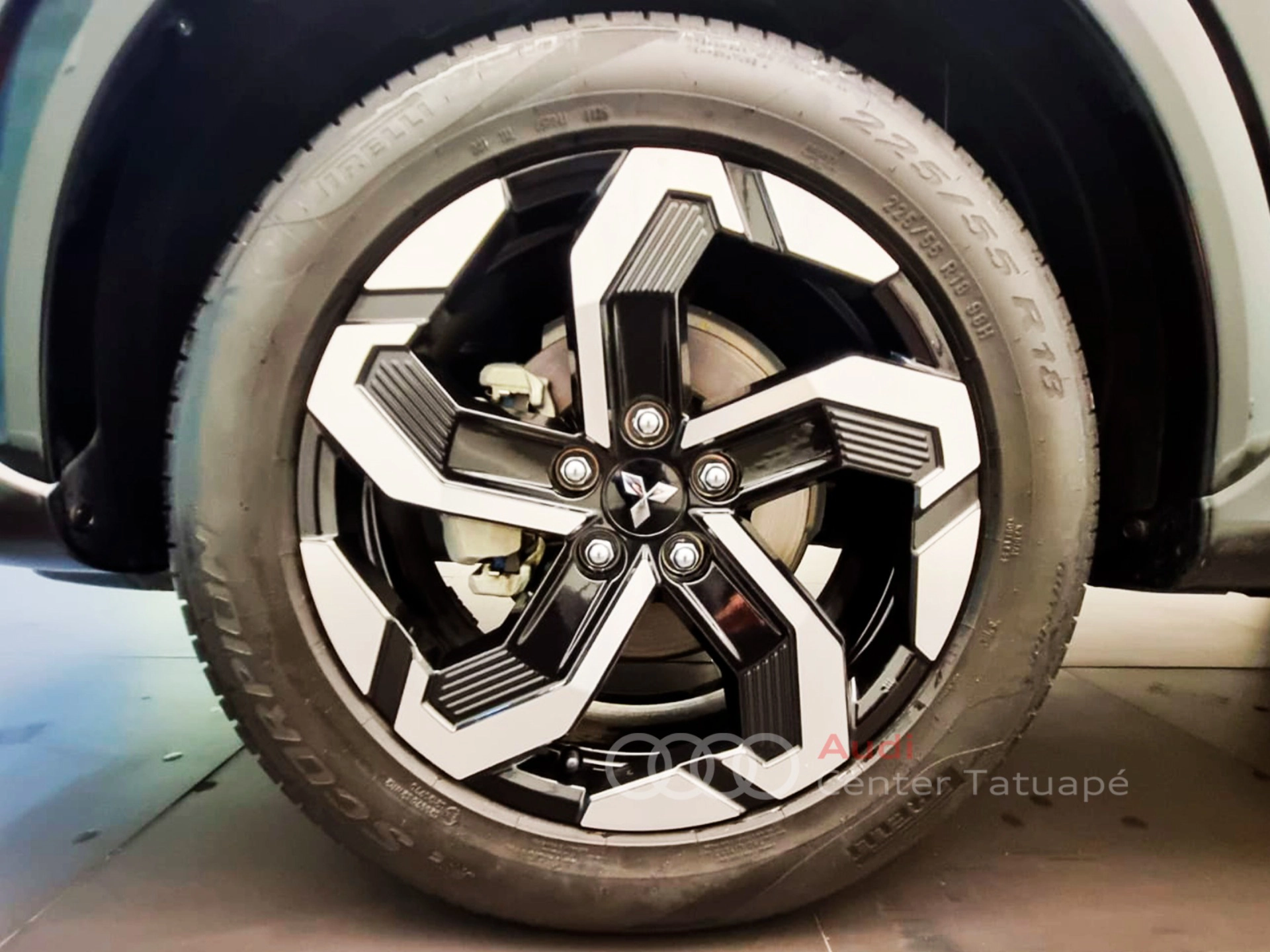 mitsubishi ECLIPSE CROSS 1.5 MIVEC TURBO GASOLINA HPE-S CVT 20267