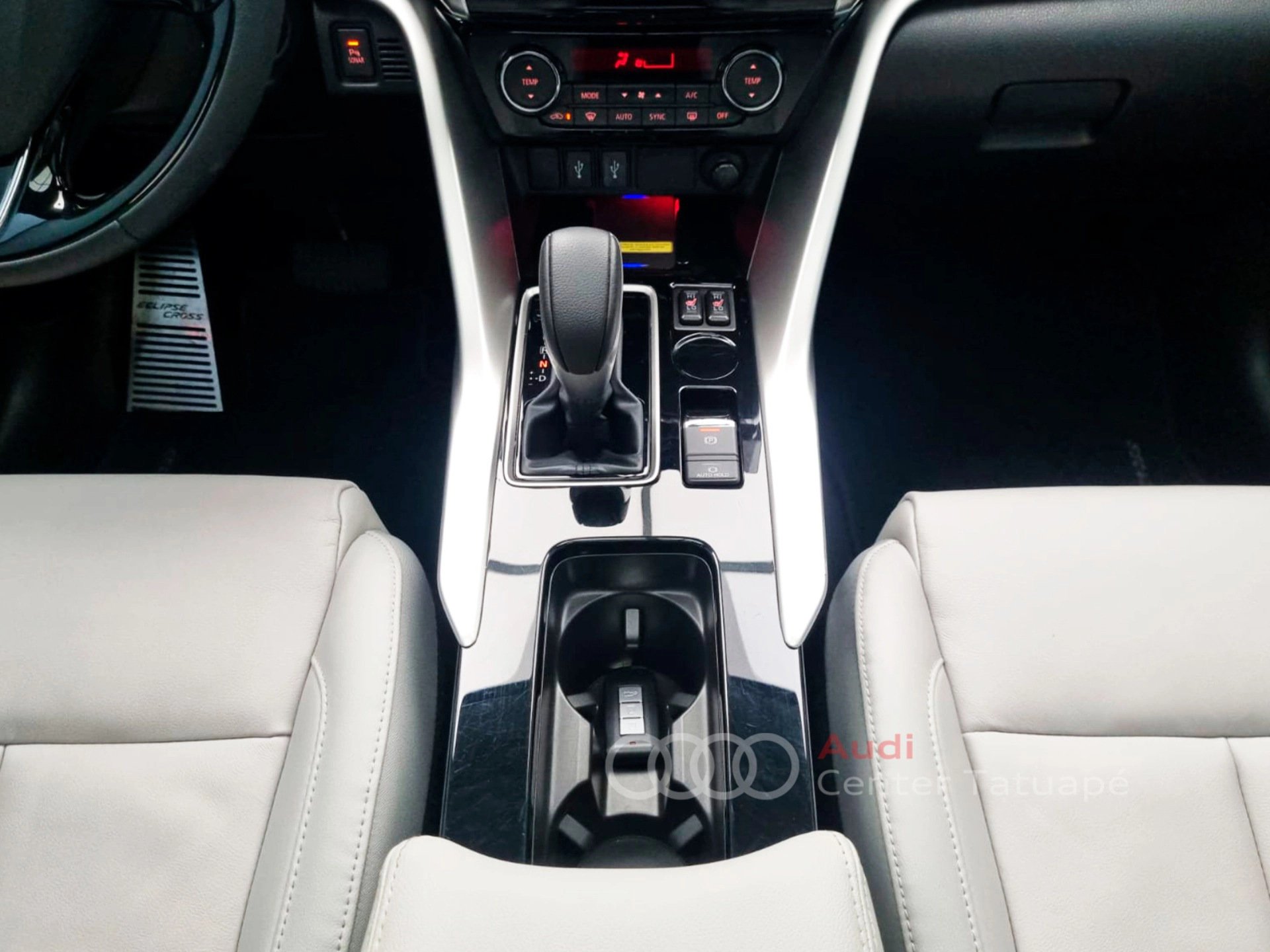 mitsubishi ECLIPSE CROSS 1.5 MIVEC TURBO GASOLINA HPE-S CVT 202616