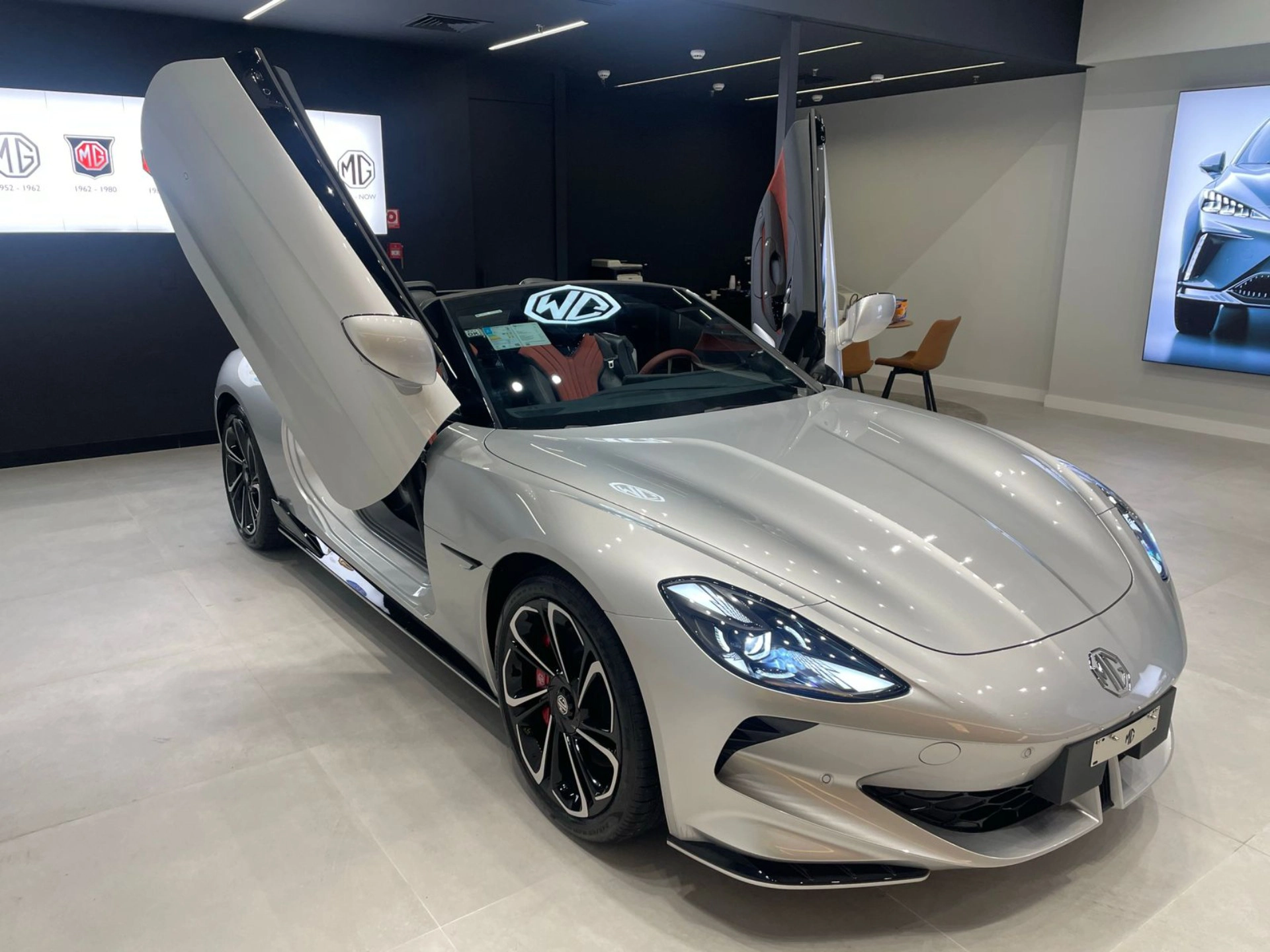 MG-CYBERSTER-77 KW ELÉTRICO GT AWD