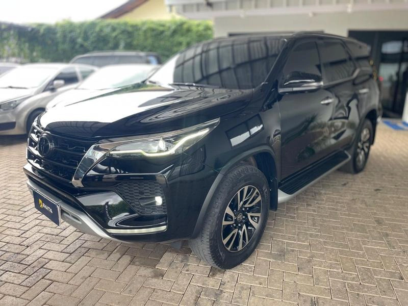 TOYOTA HILUX SW4