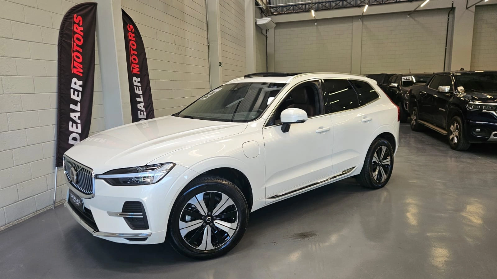 volvo XC60 2.0 T8 RECHARGE PLUS AWD GEARTRONIC 2023