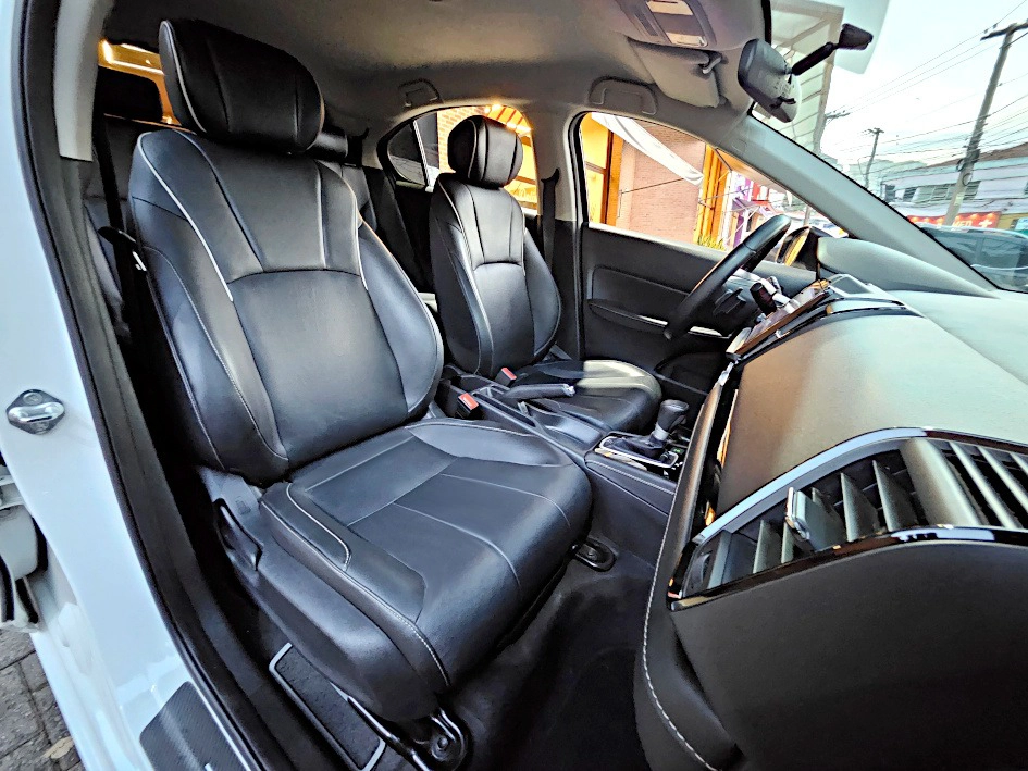 honda CITY 1.5 I-VTEC FLEX HATCH EXL CVT 20236