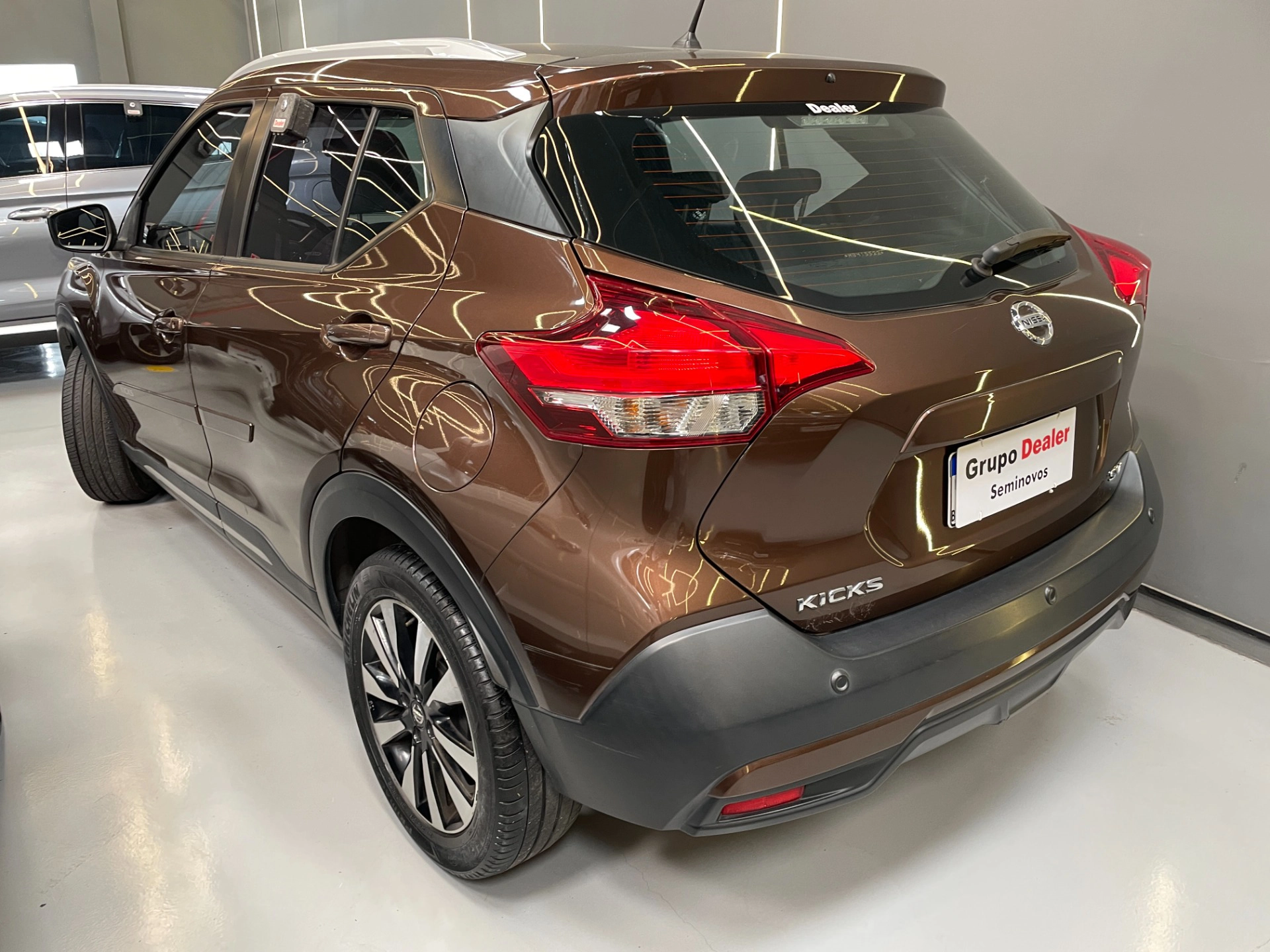 nissan KICKS 1.6 16V FLEXSTART SV 4P XTRONIC 20215