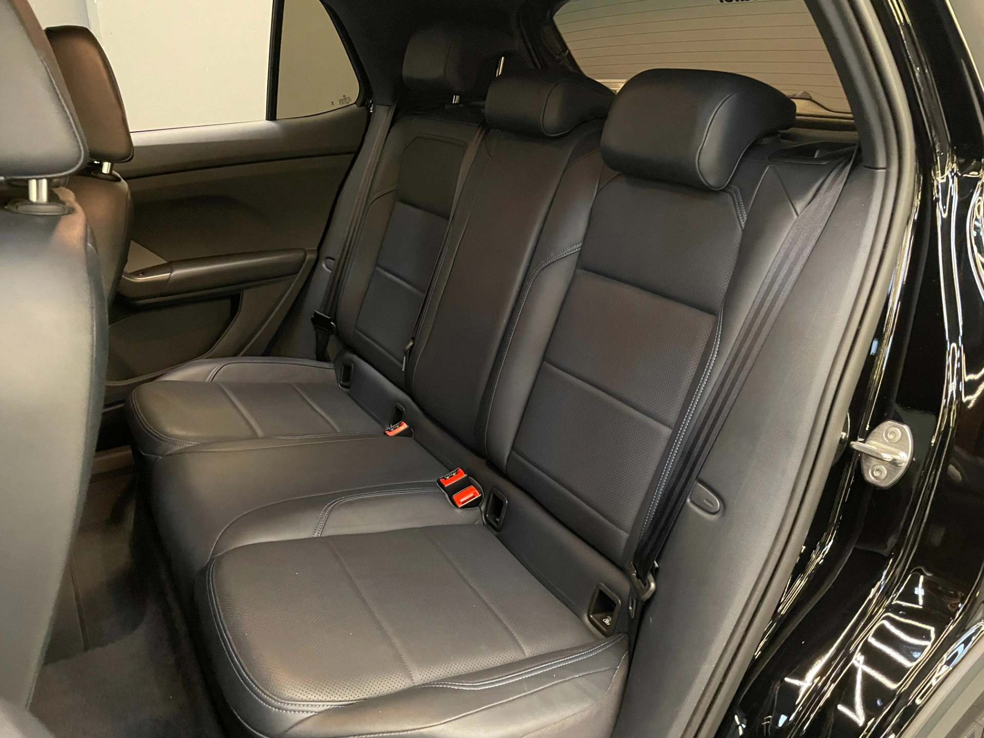 volkswagen T-CROSS 1.0 200 TSI TOTAL FLEX THE TOWN AUTOMÁTICO 202419