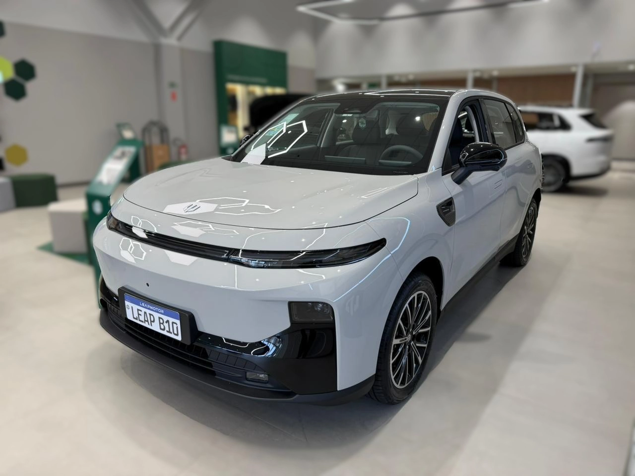 LEAPMOTOR B10