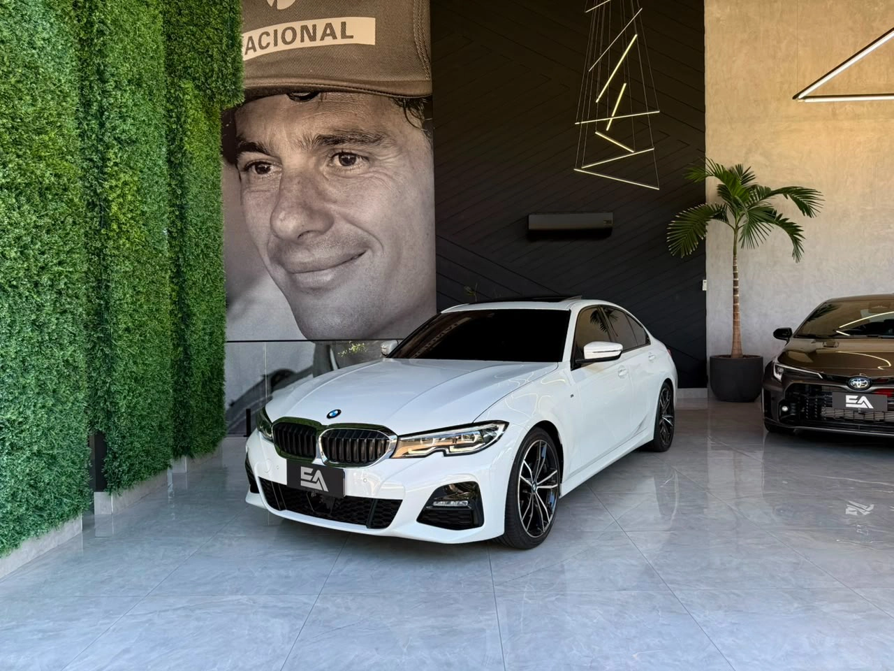 BMW 320I