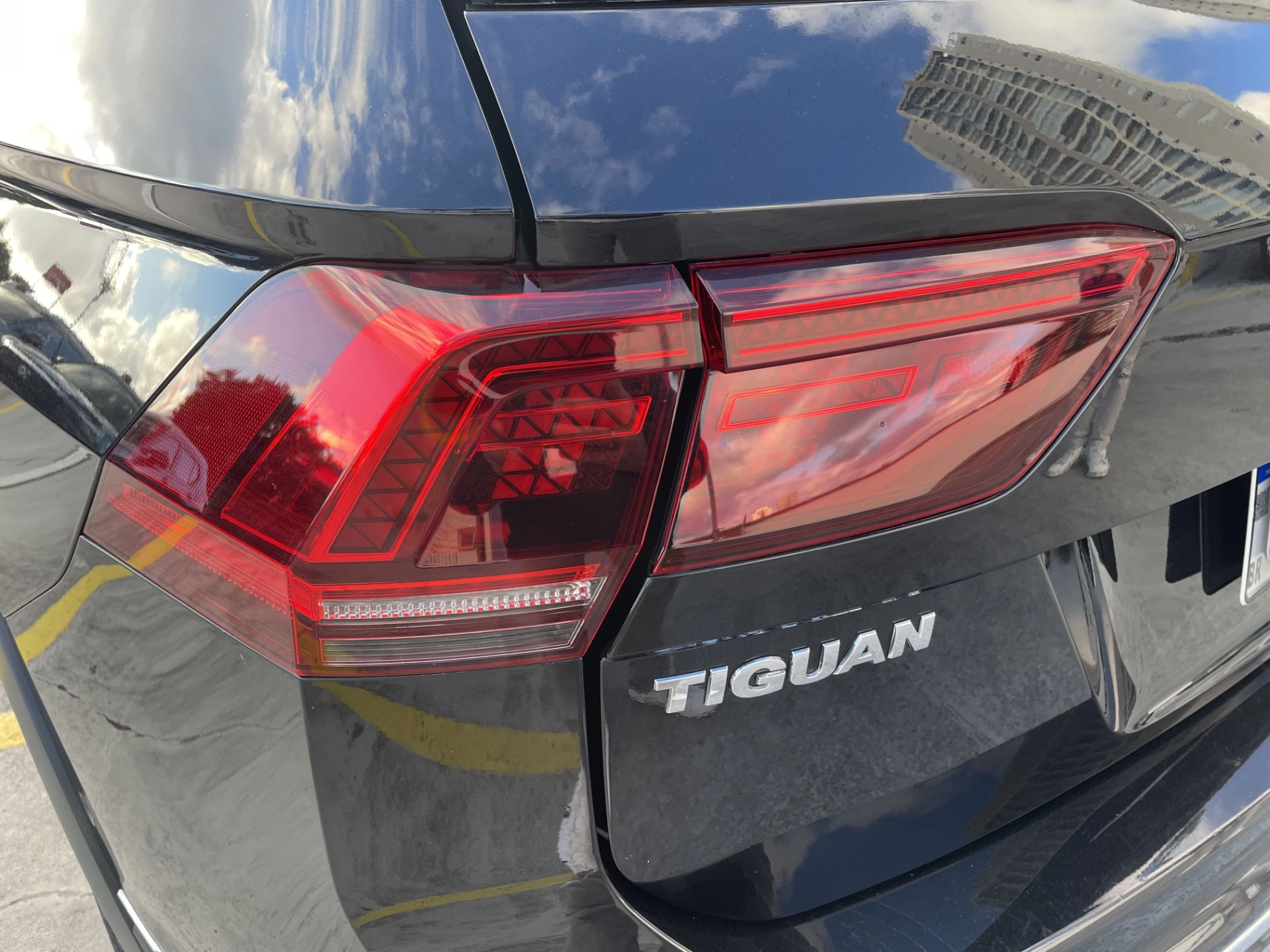 volkswagen TIGUAN 2.0 350 TSI GASOLINA ALLSPACE R-LINE 4MOTION DSG 20196