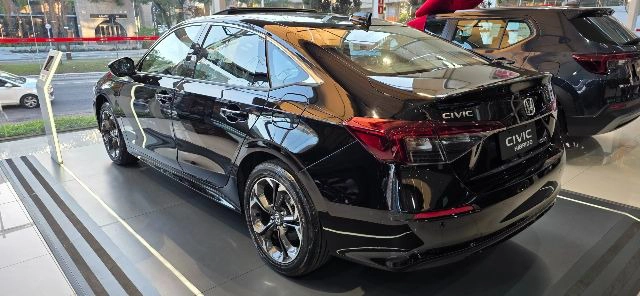 honda CIVIC 2.0 DI E:HEV ADVANCED E-CVT 20254
