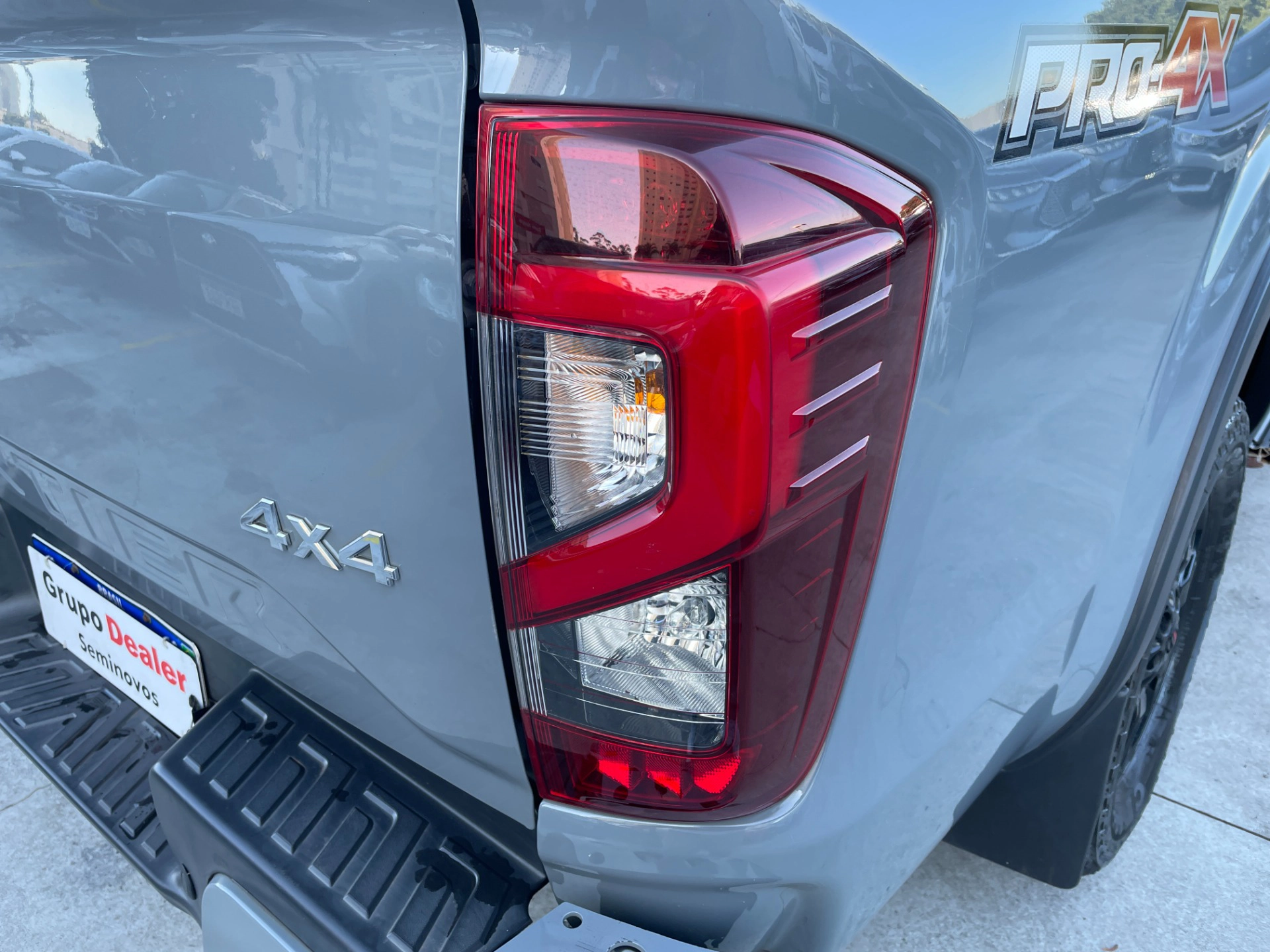 nissan FRONTIER 2.3 16V TURBO DIESEL PRO4X CD 4X4 AUTOMÁTICO 20238