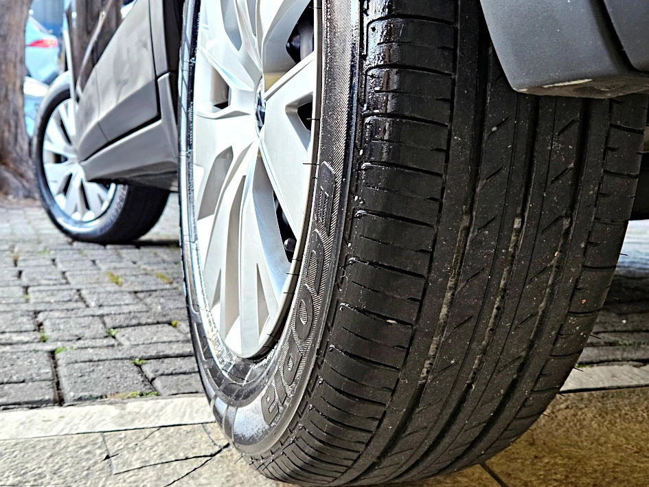 volkswagen T-CROSS 1.0 200 TSI TOTAL FLEX SENSE AUTOMÁTICO 20217