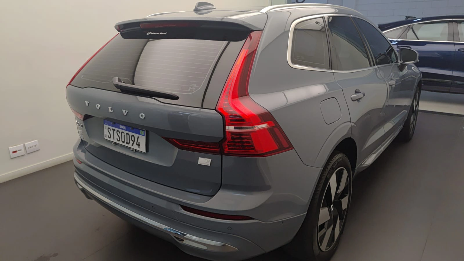 volvo XC60 2.0 T8 RECHARGE ULTIMATE AWD GEARTRONIC 20242