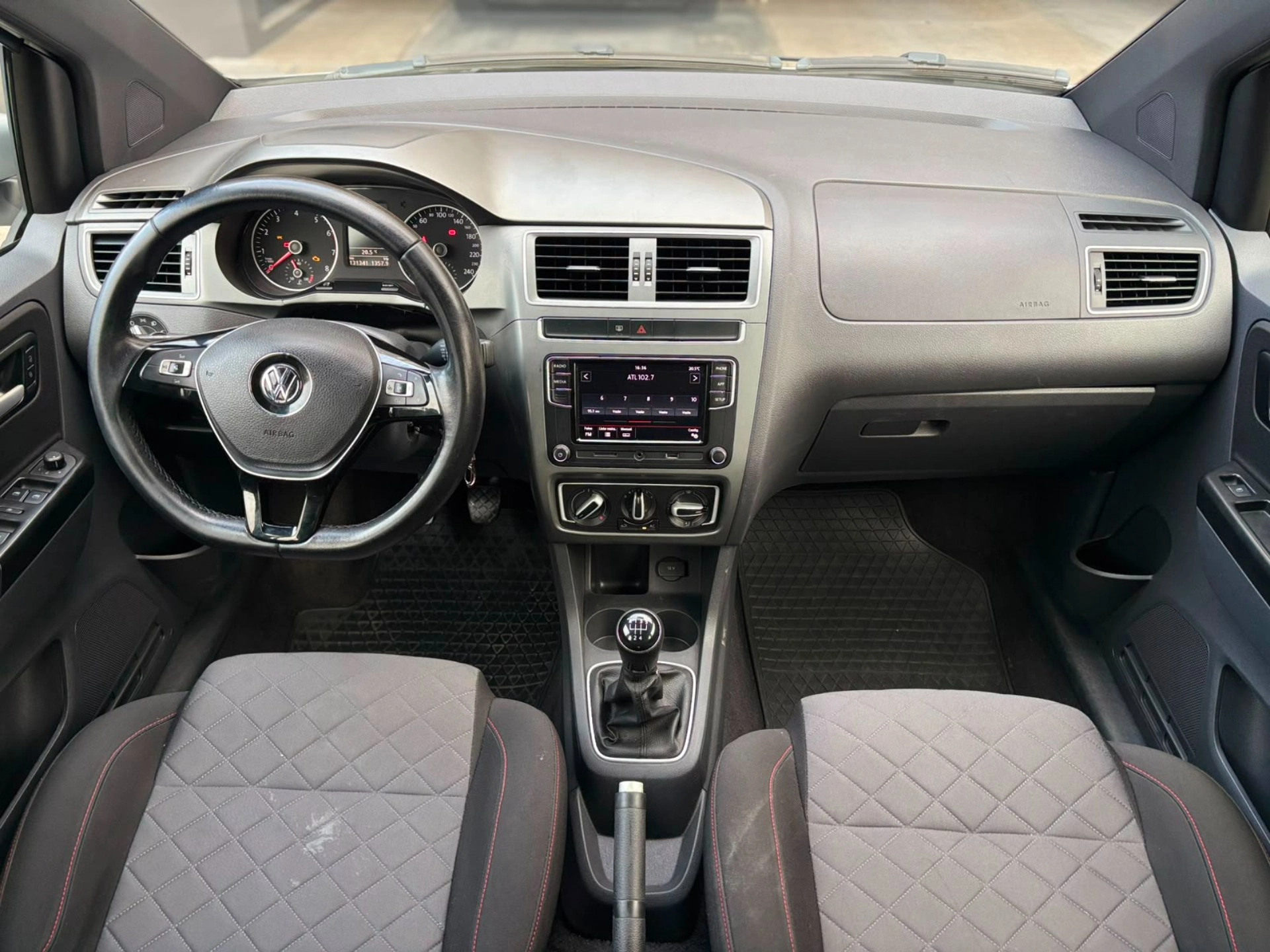 Volkswagen Fox 1.6 MSI Total Flex Xtreme 4P Manual - foto 7