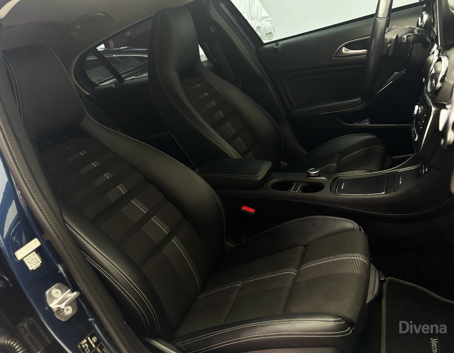 mercedes-benz GLA 200 1.6 CGI FLEX ADVANCE 7G-DCT 20198