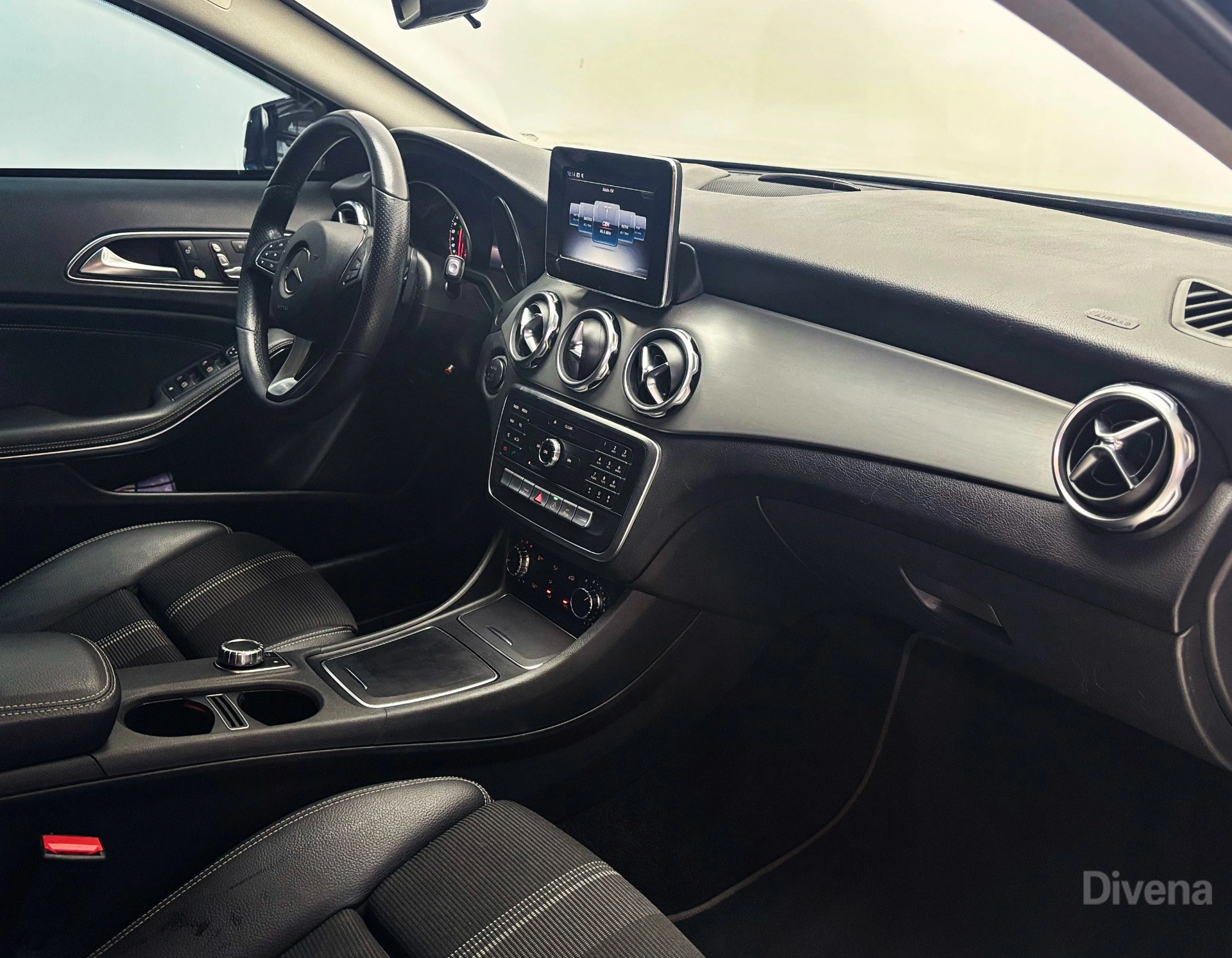 mercedes-benz GLA 200 1.6 CGI FLEX ADVANCE 7G-DCT 20197