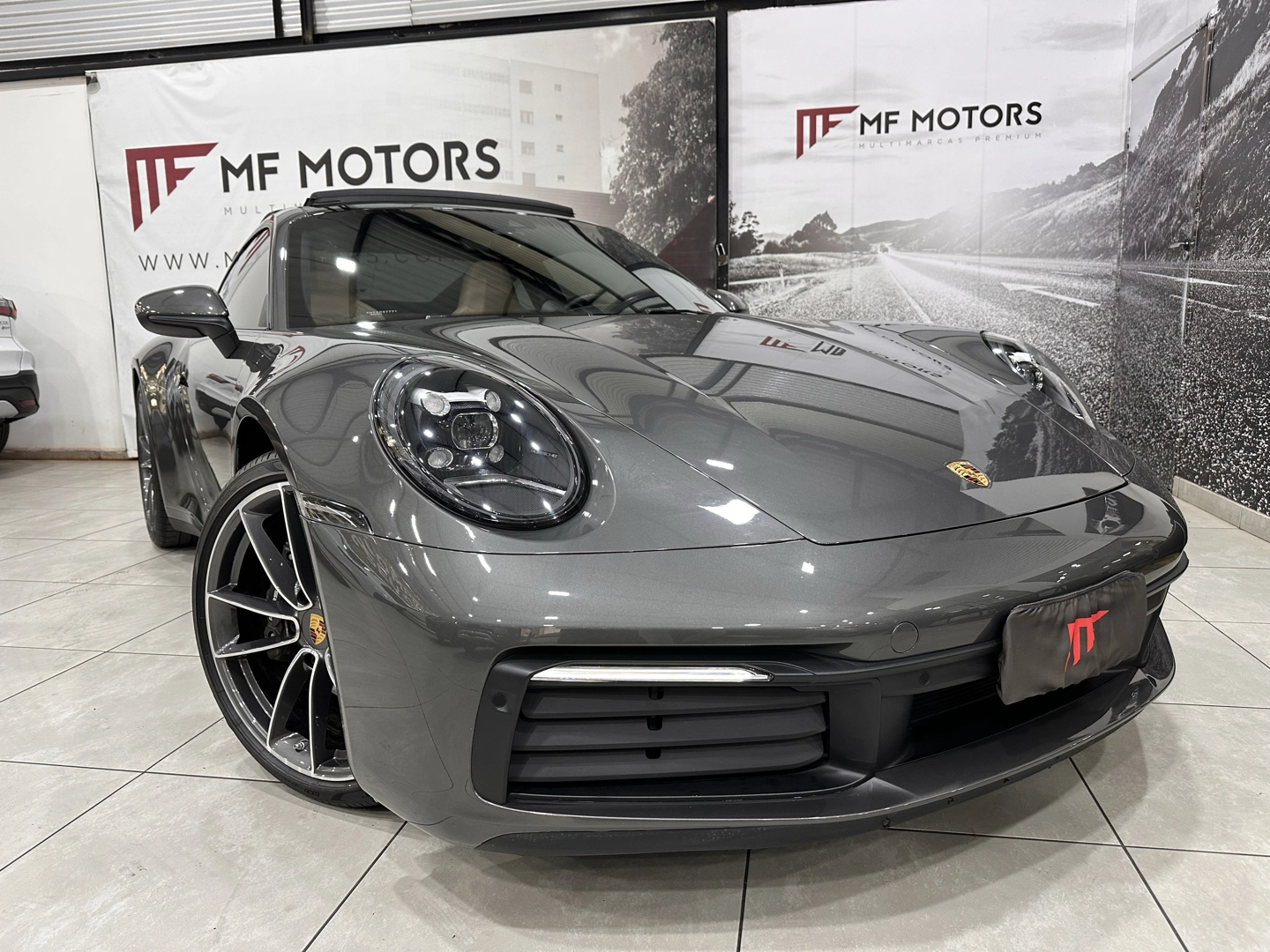 911