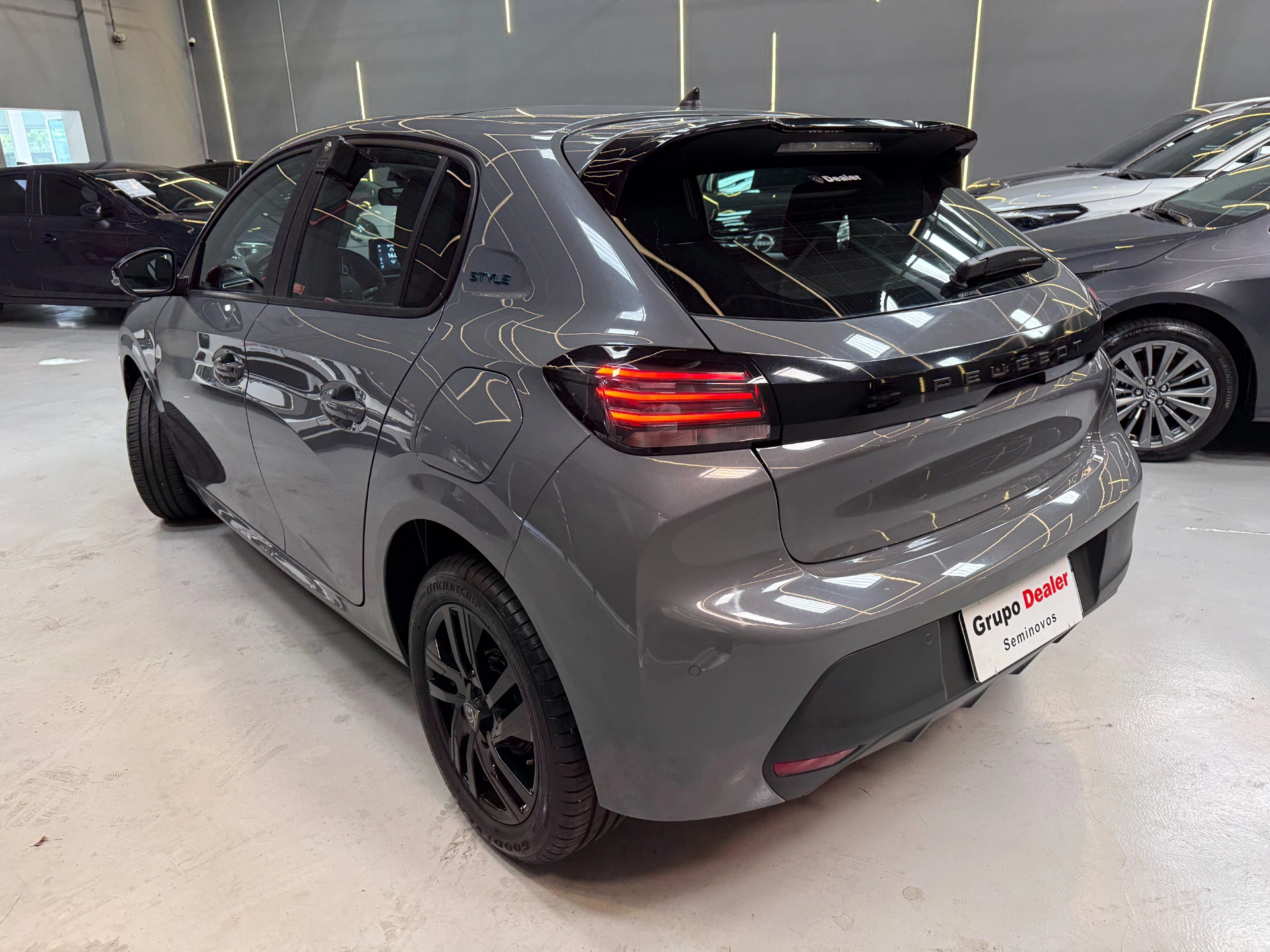 peugeot 208 1.0 FIREFLY FLEX STYLE MANUAL 20255
