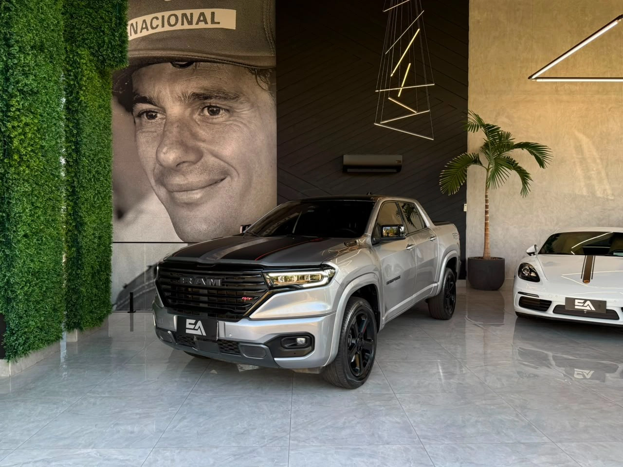RAM RAMPAGE 2.0 HURRICANE 4 TURBO GASOLINA R/T 4X4 AUTOMÁTICO