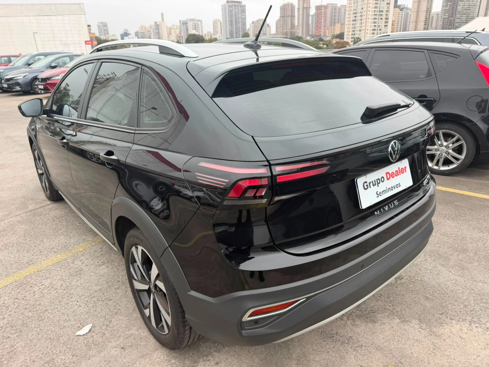 volkswagen NIVUS 1.0 200 TSI TOTAL FLEX HIGHLINE AUTOMÁTICO 20235