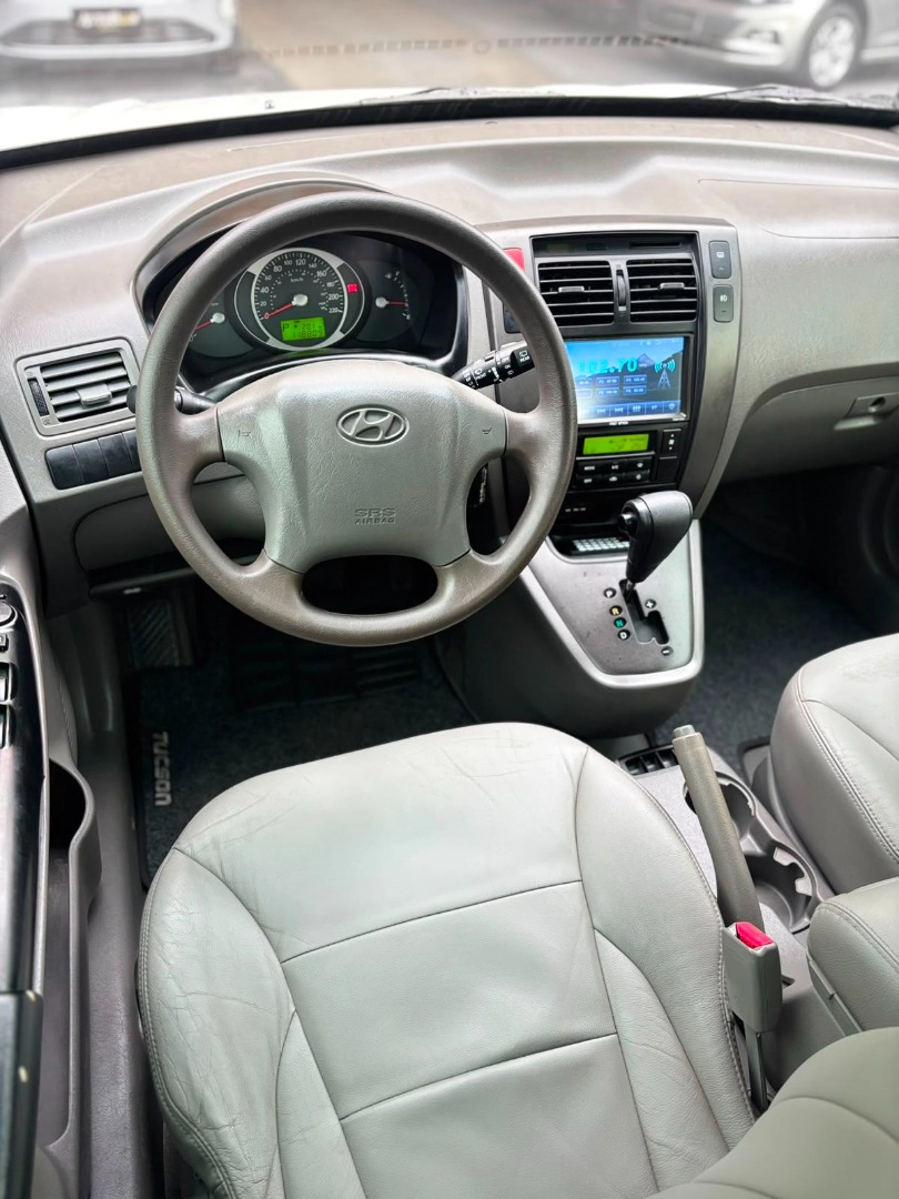 Hyundai Tucson 2.0 Mpfi Gls 16V 143cv 2wd Flex 4P Automático - foto 8