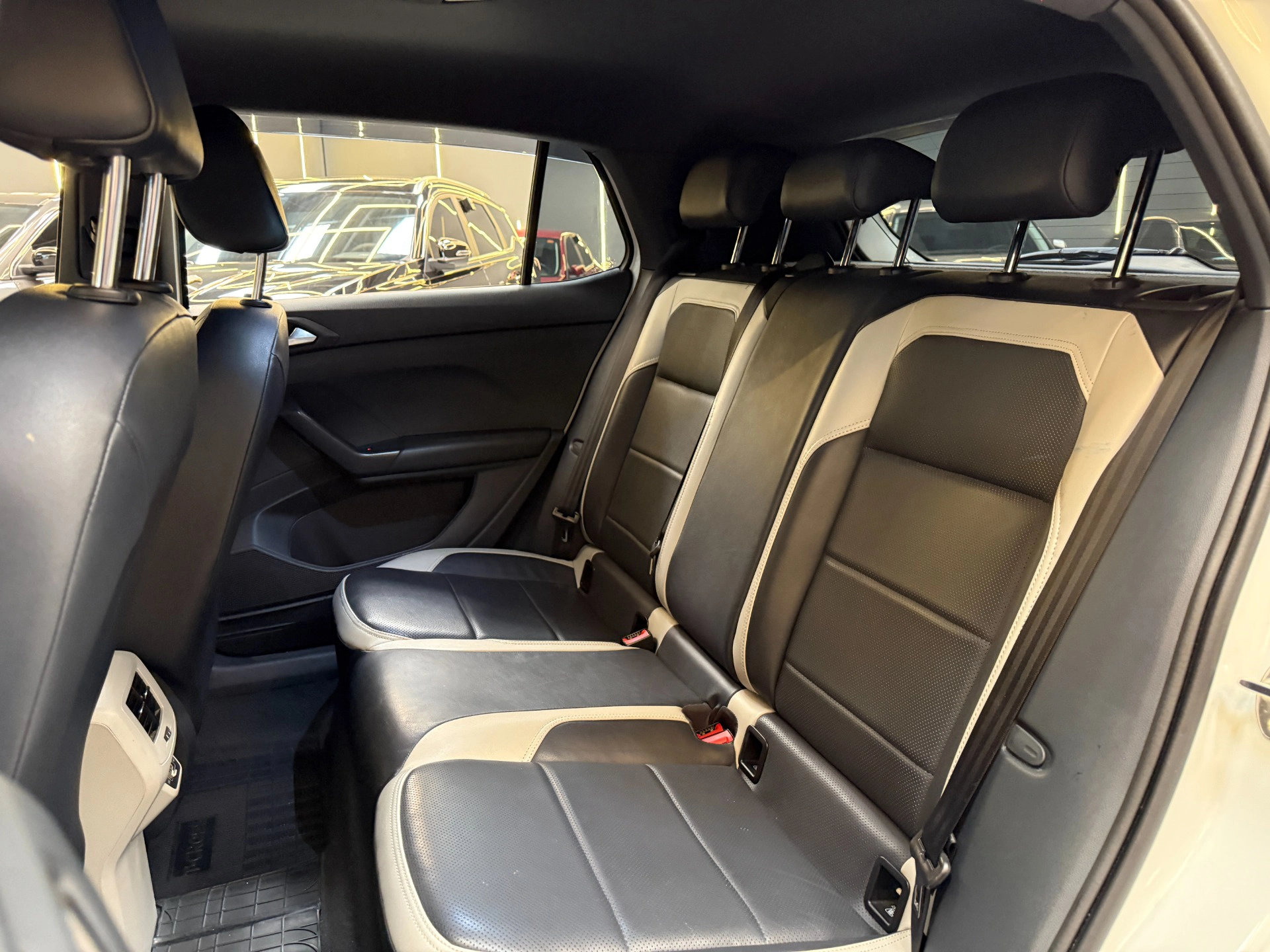 volkswagen T-CROSS 1.4 250 TSI TOTAL FLEX HIGHLINE AUTOMÁTICO 202018