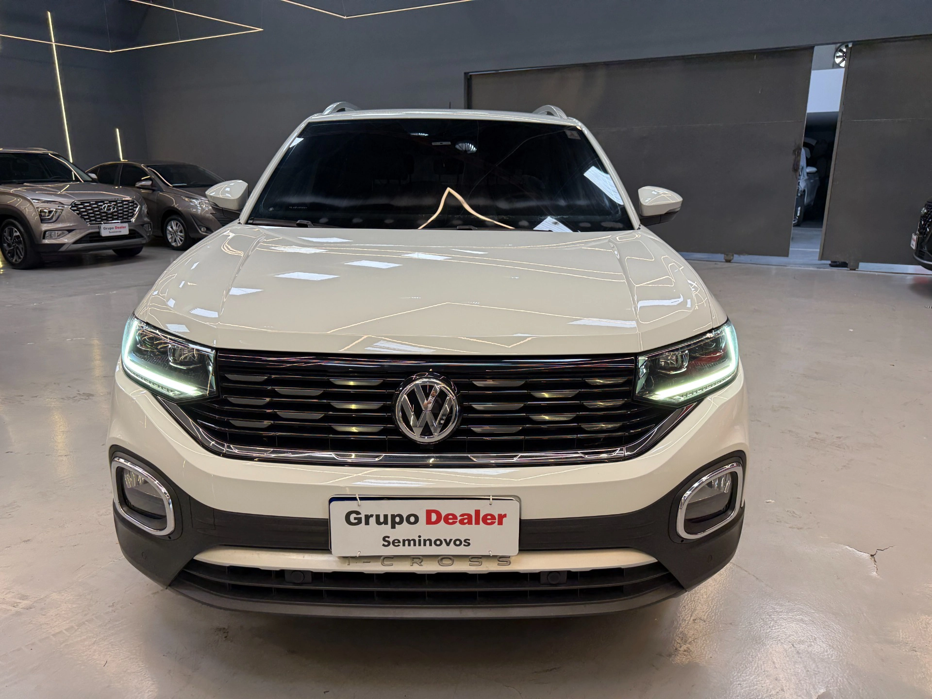 volkswagen T-CROSS 1.4 250 TSI TOTAL FLEX HIGHLINE AUTOMÁTICO 20202