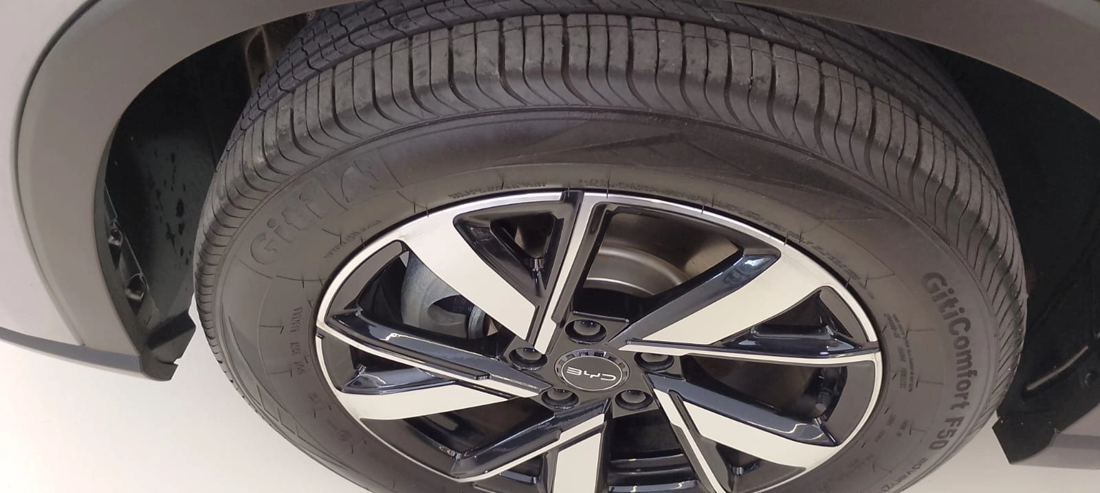 byd SONG PRO 1.5 DM-I HÍBRIDO GL AUTOMÁTICO 20255