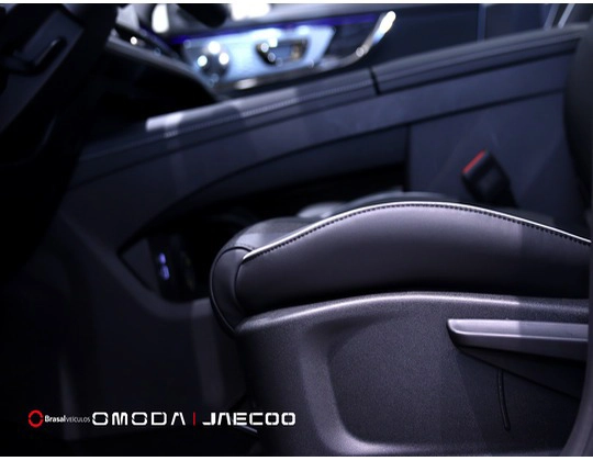 omoda 5 1.5 TGDI HEV LUXURY DHT 202711