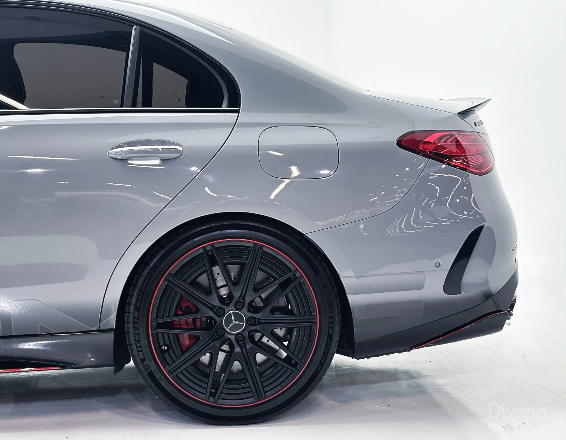 mercedes-benz C 63 AMG 2.0 TURBO PHEV S E PERFORMANCE F1 EDITION 4MATIC+ SPEEDSHIFT 20245