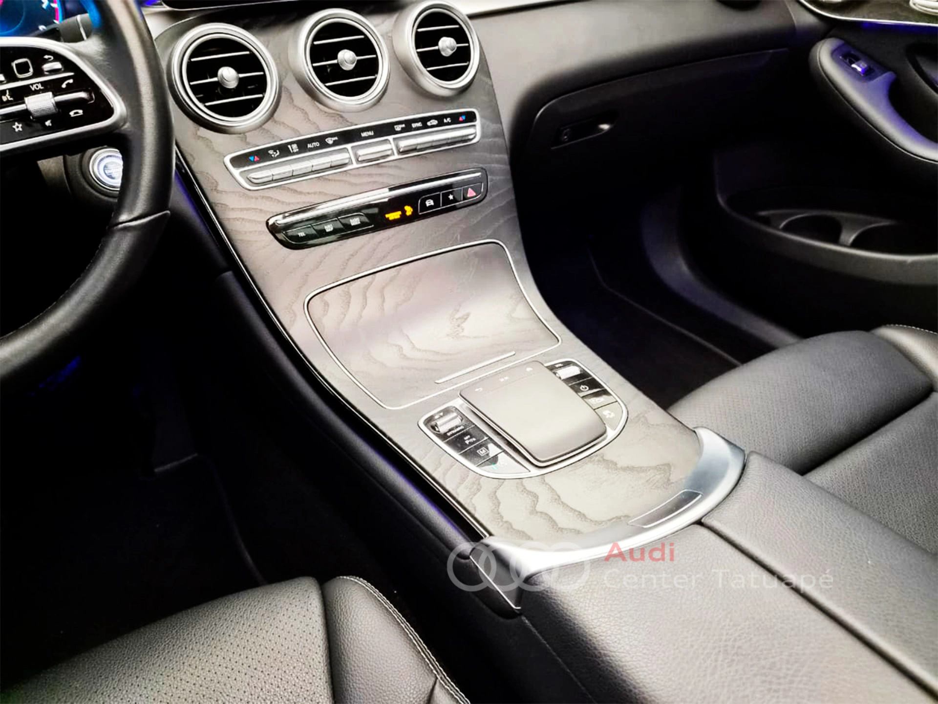 mercedes-benz GLC 300 2.0 CGI GASOLINA COUPÉ 4MATIC 9G-TRONIC 202117