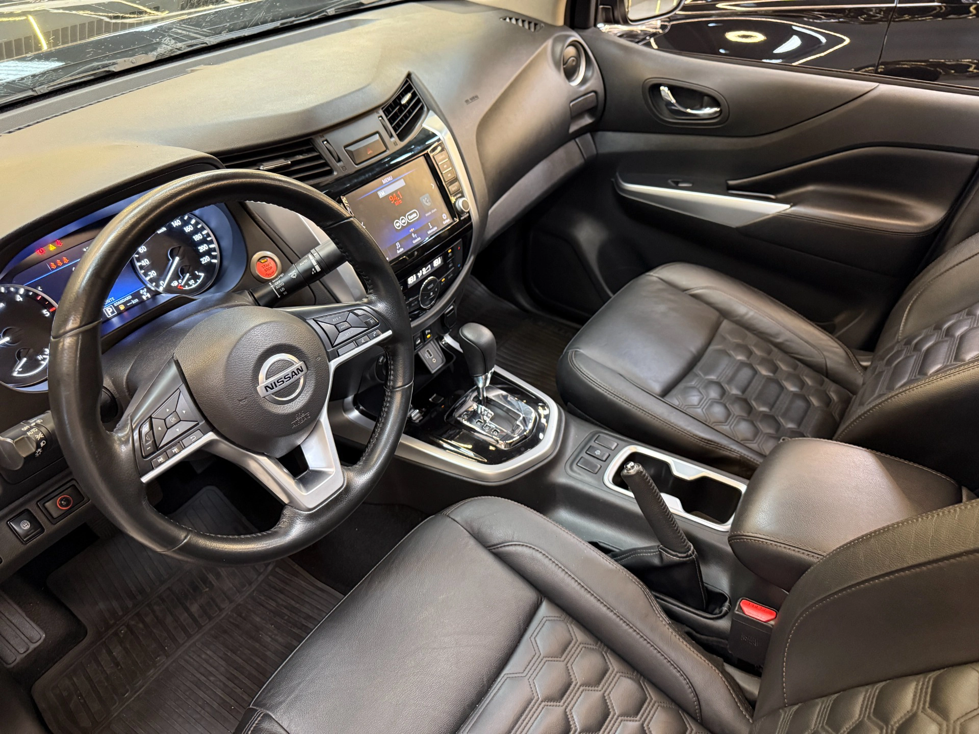 nissan FRONTIER 2.3 16V TURBO DIESEL PLATINUM CD 4X4 AUTOMÁTICO 202312