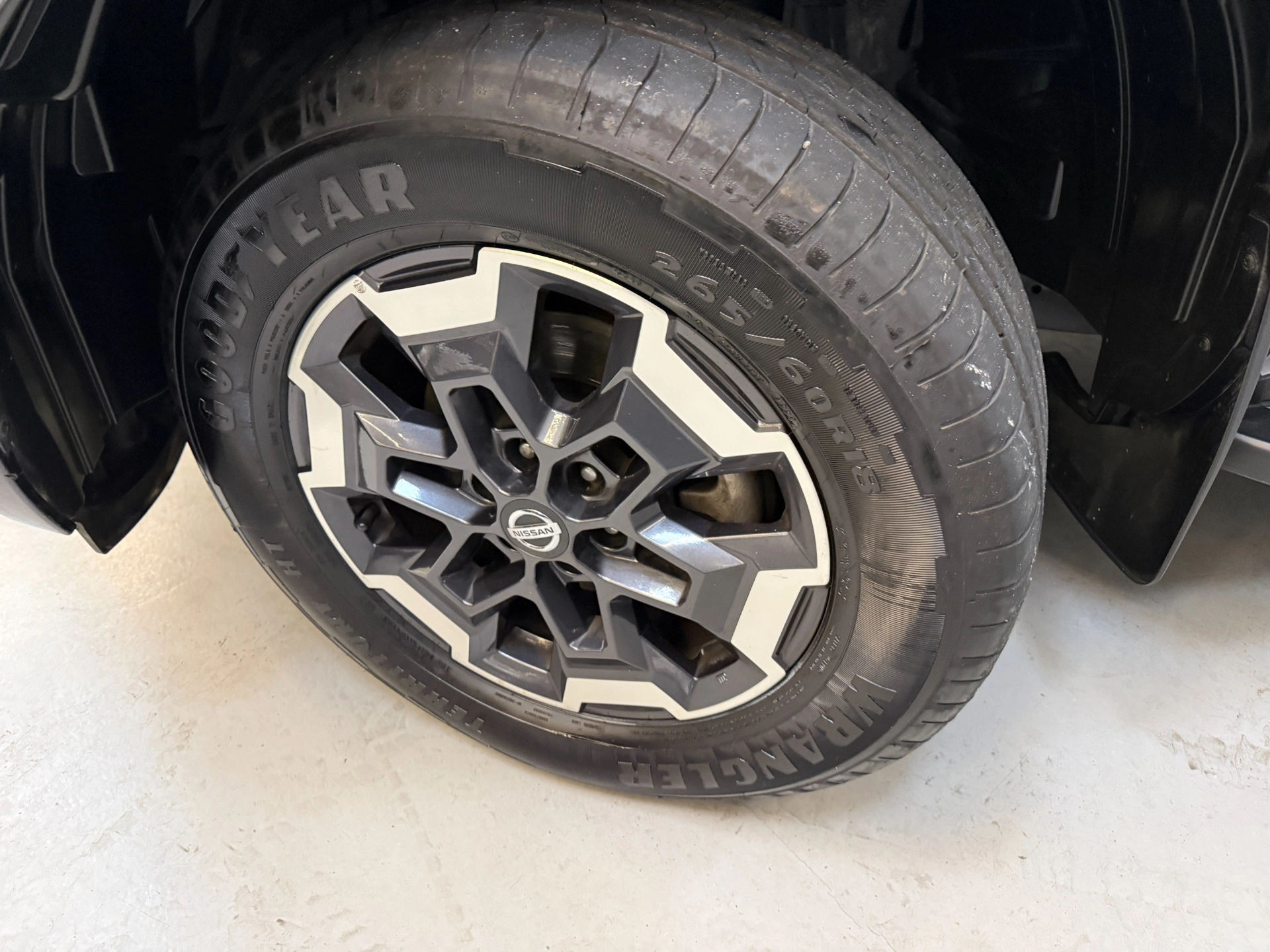 nissan FRONTIER 2.3 16V TURBO DIESEL PLATINUM CD 4X4 AUTOMÁTICO 202311