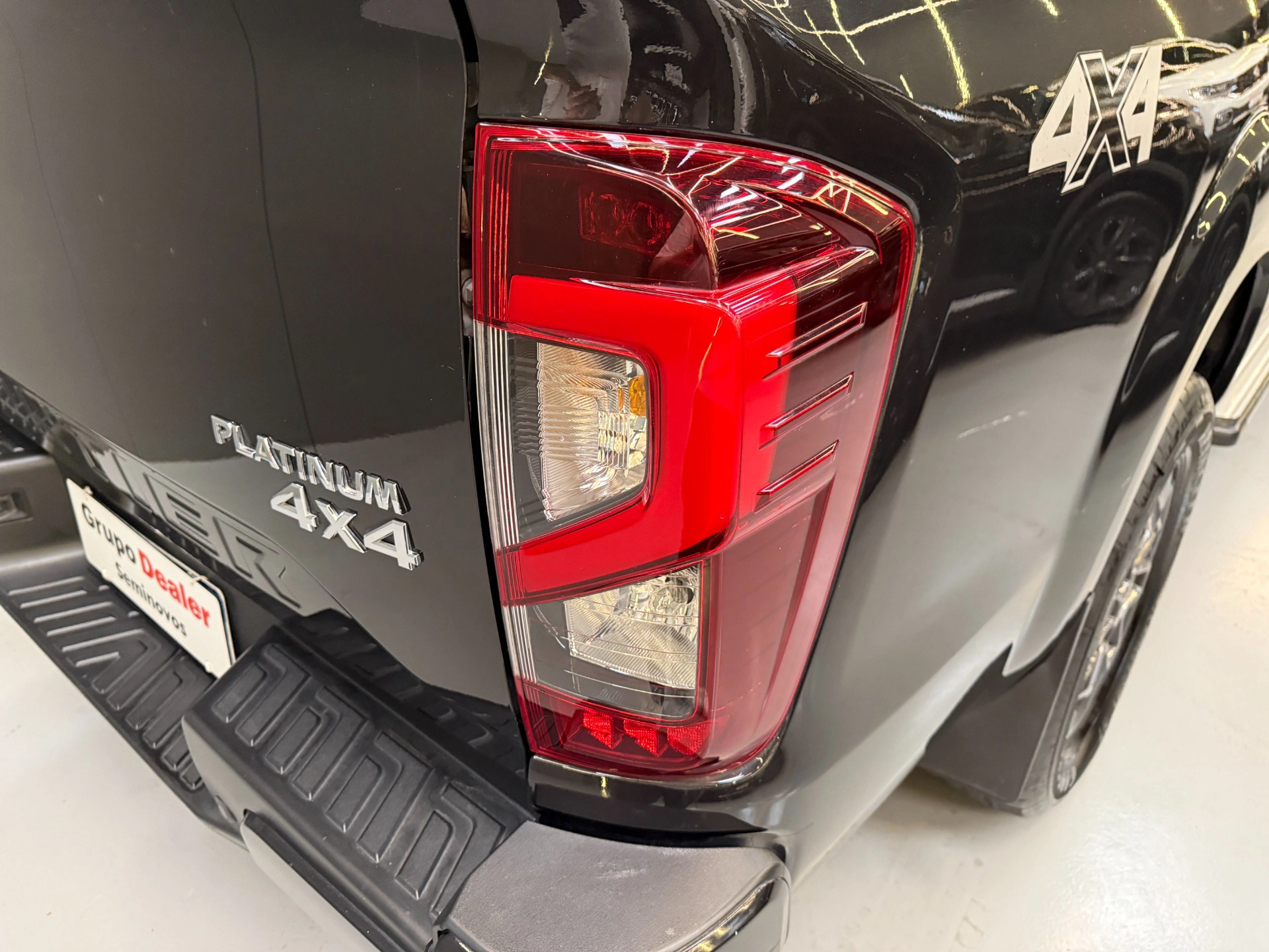 nissan FRONTIER 2.3 16V TURBO DIESEL PLATINUM CD 4X4 AUTOMÁTICO 20238