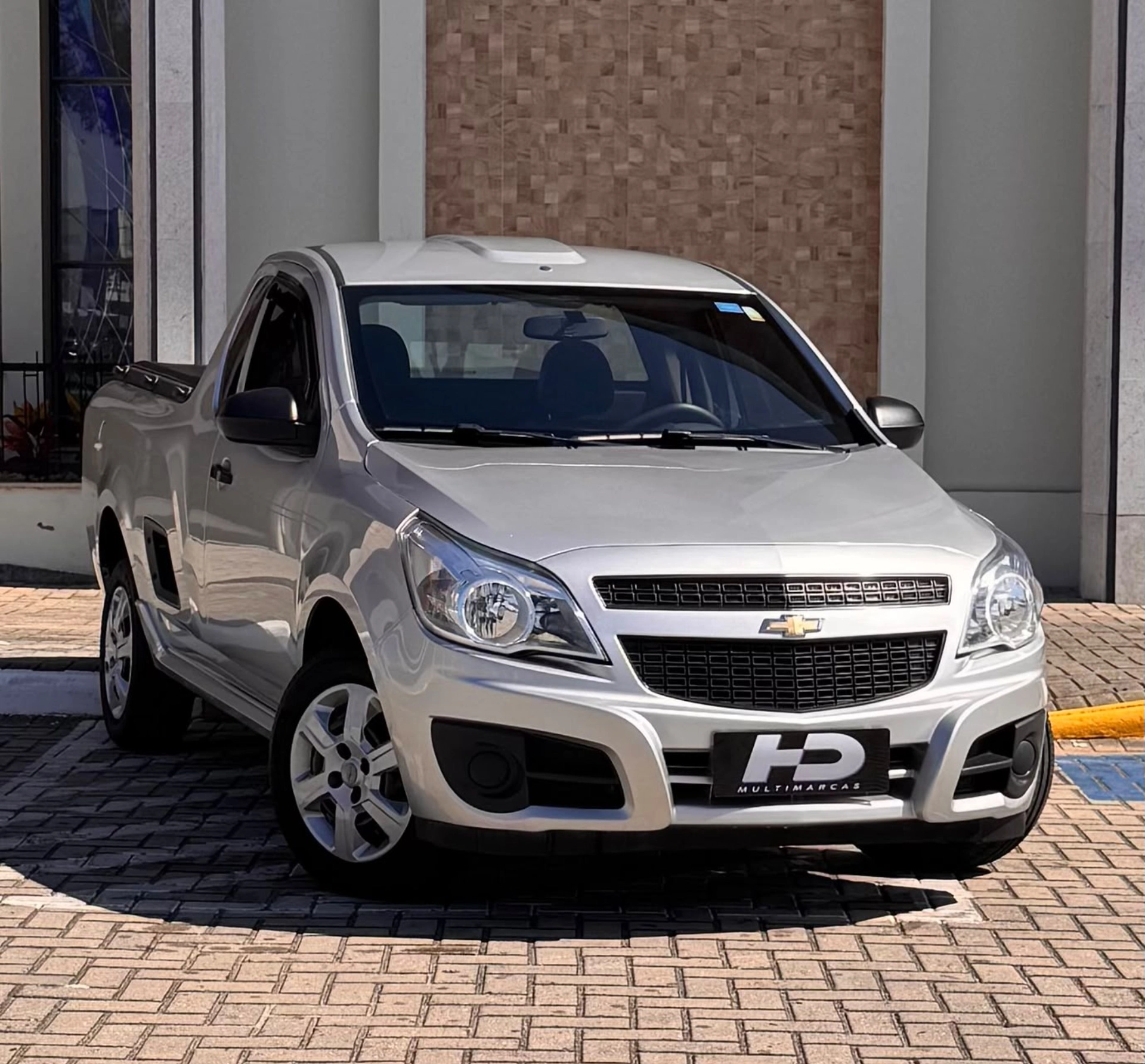 MONTANA 1.4 MPFI LS CS 8V FLEX 2P MANUAL