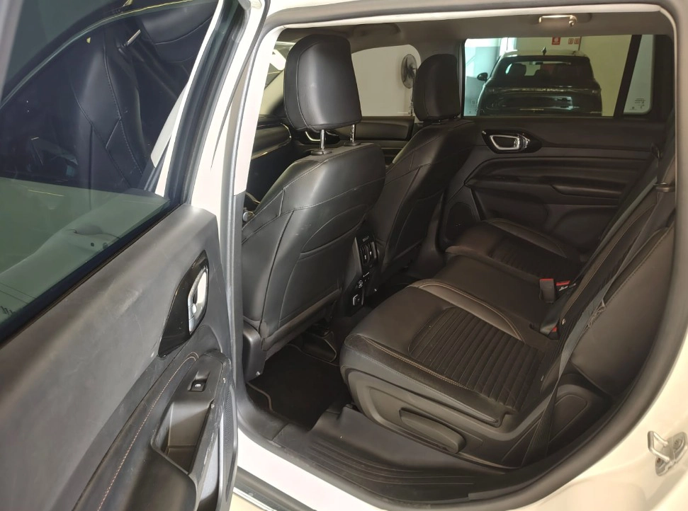 jeep COMMANDER 1.3 T270 TURBO FLEX LIMITED AT6 20238