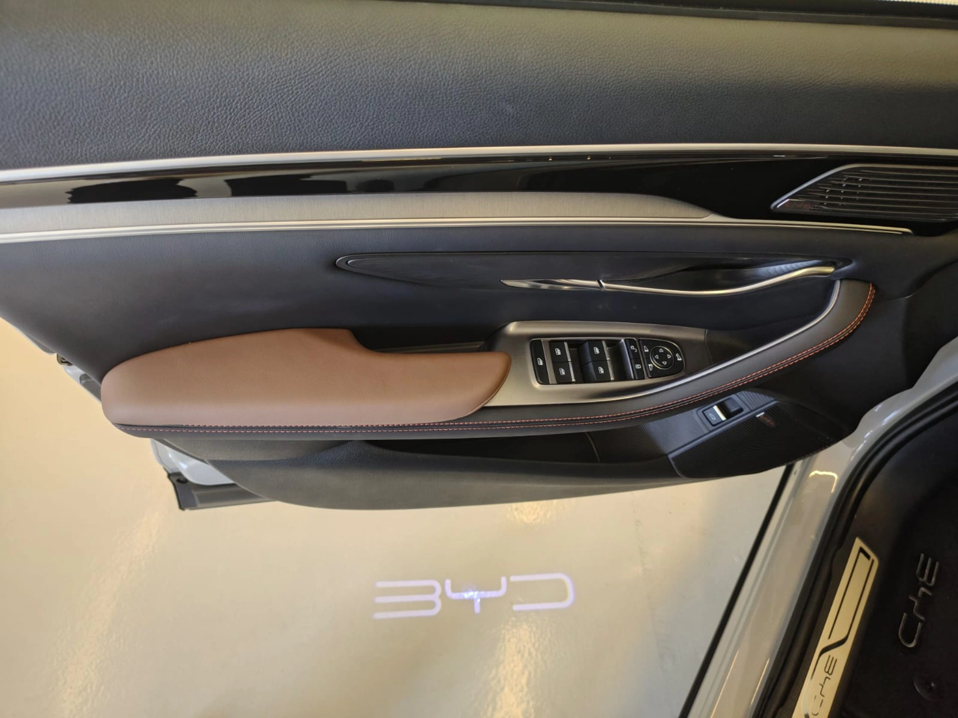 byd SONG PLUS PREMIUM 1.5 DM-I TURBO HÍBRIDO AWD AUTOMÁTICO 20267