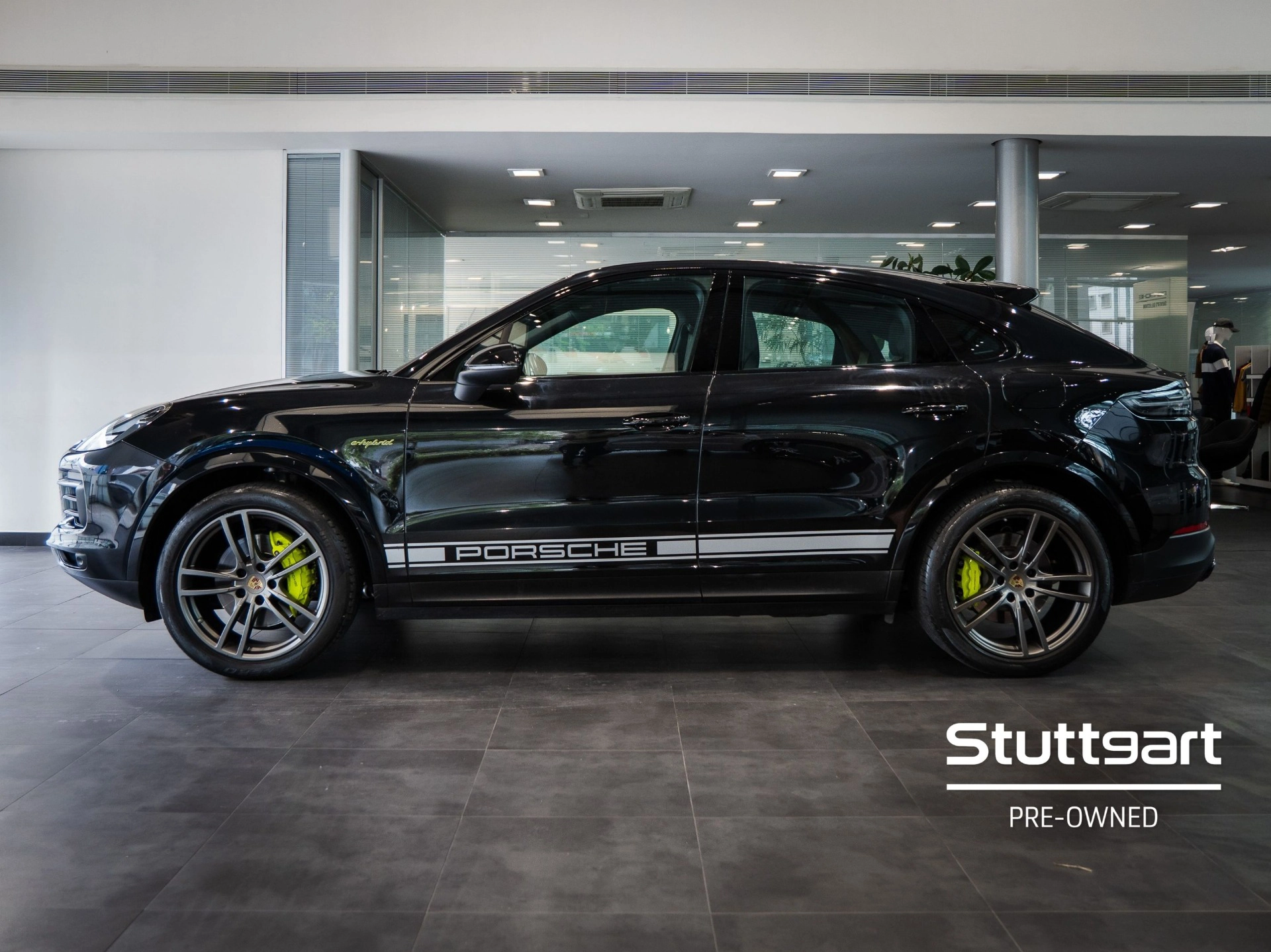 Porsche Cayenne 3.0 V6 Ehybrid Coupe Platinum Edition Awd Tiptronic S - foto 2