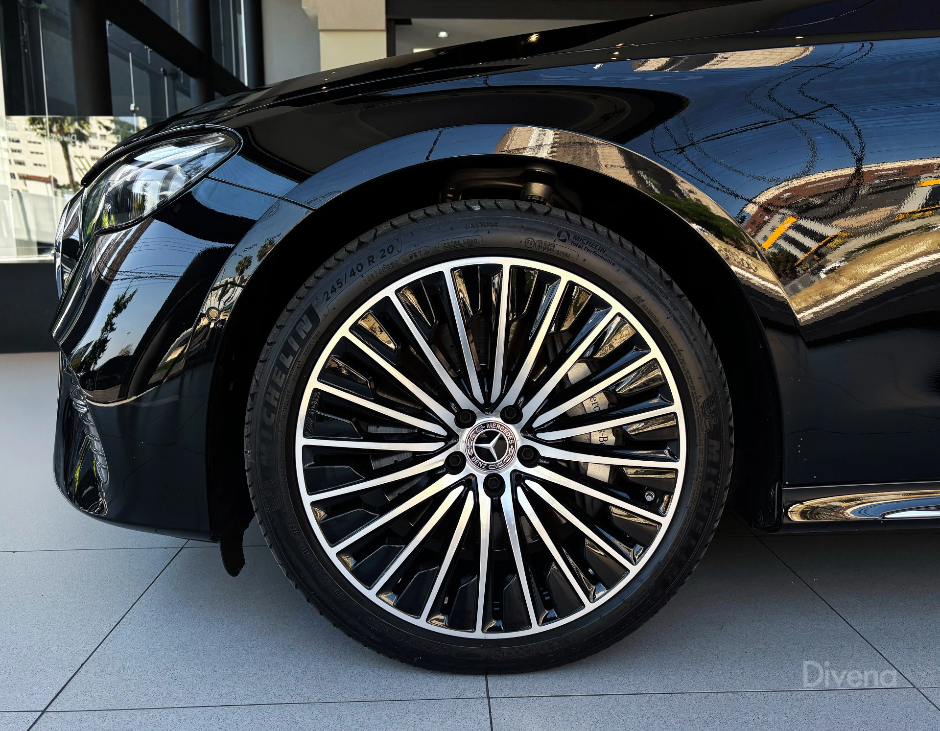 mercedes-benz E 300 2.0 MHEV EXCLUSIVE 9G-TRONIC 20251